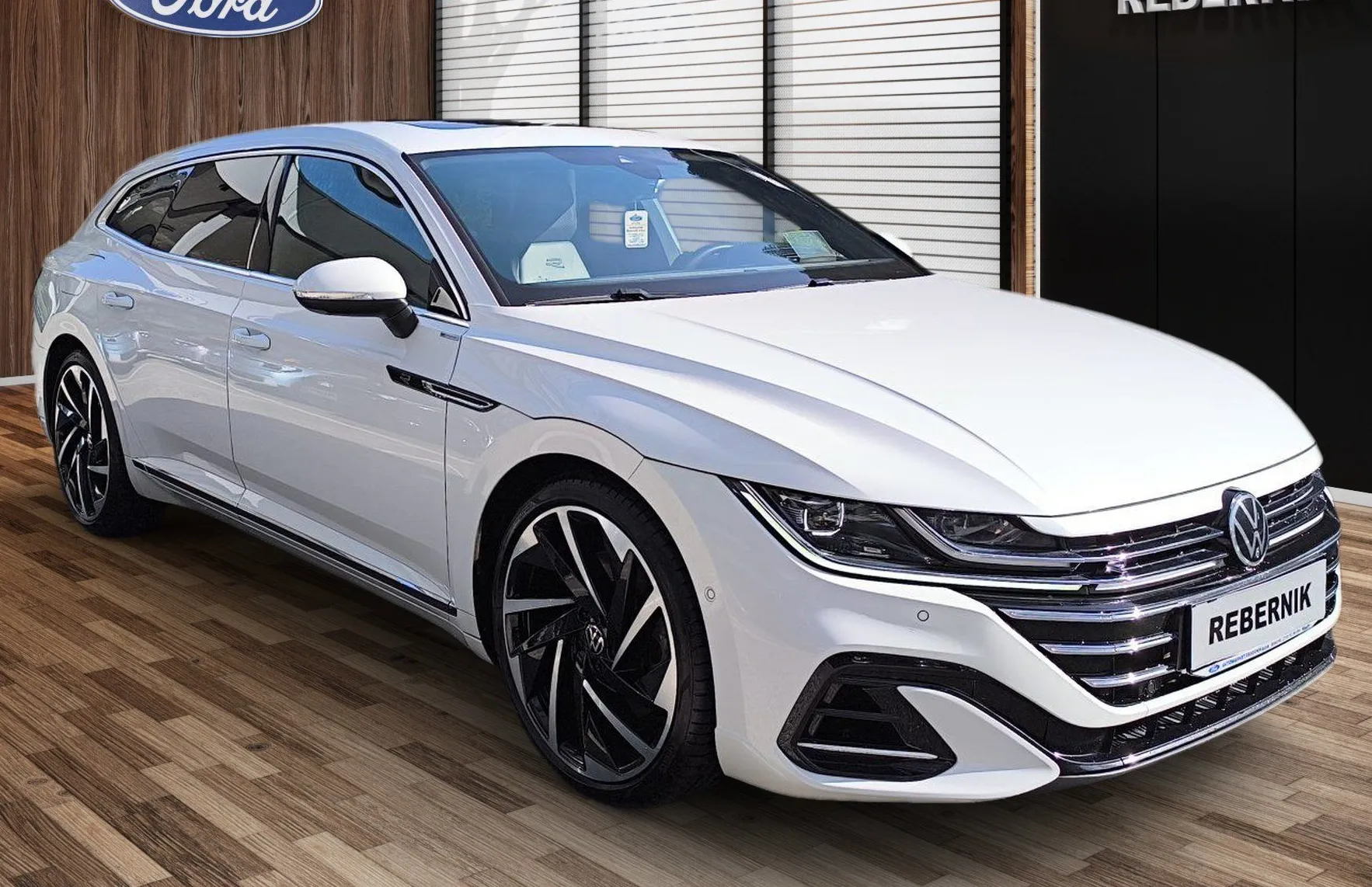 Zunanja slika - Volkswagen Arteon - Shooting Brake SB 4motion 2.0 TSI BMT R-LINE DSG 280 PS-MA - 2