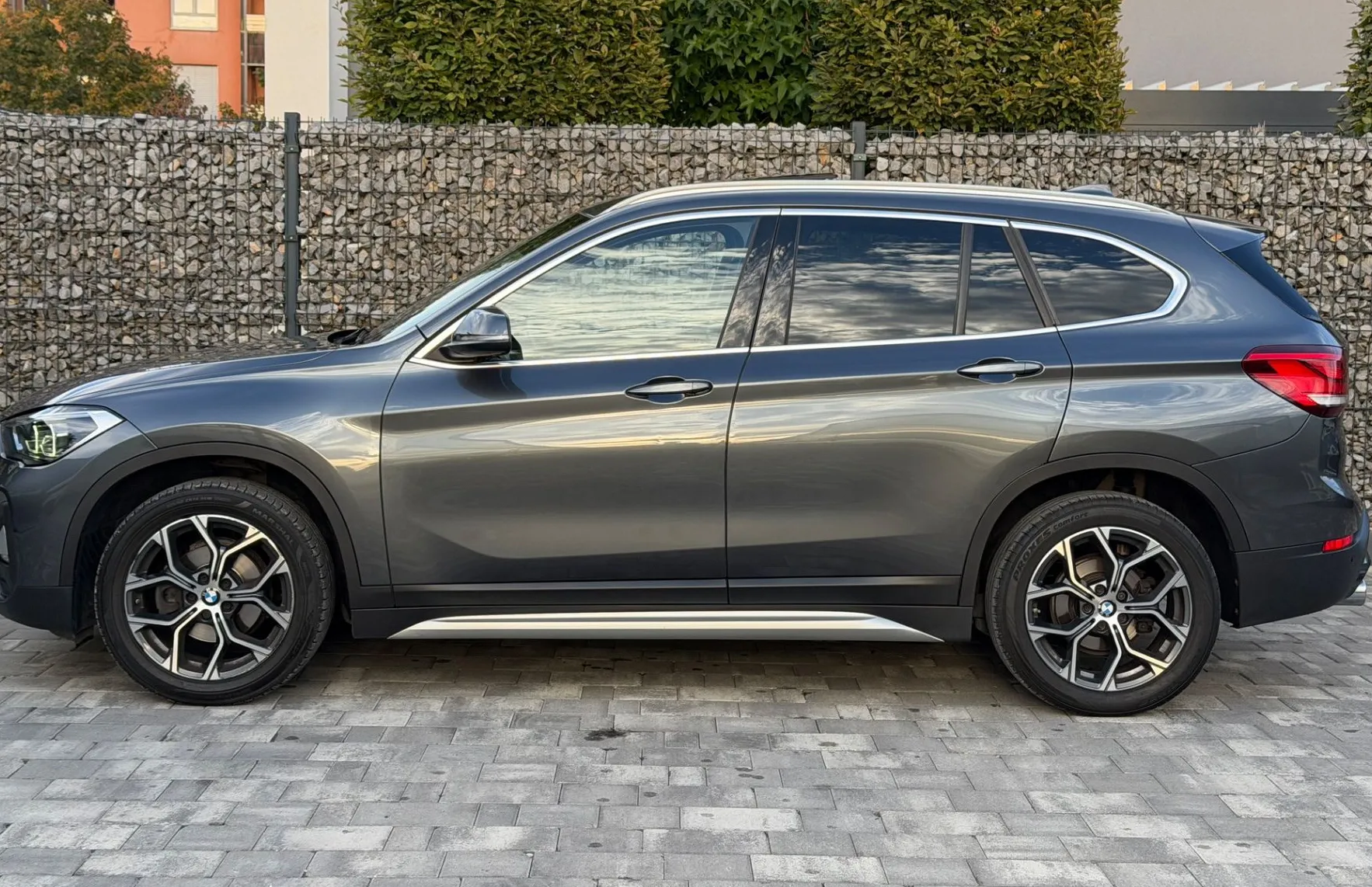 Zunanja slika - BMW X1 - serija : sDrive16d AVT. |SLO|LED|PANO|1. LAST|TEMP| - 7