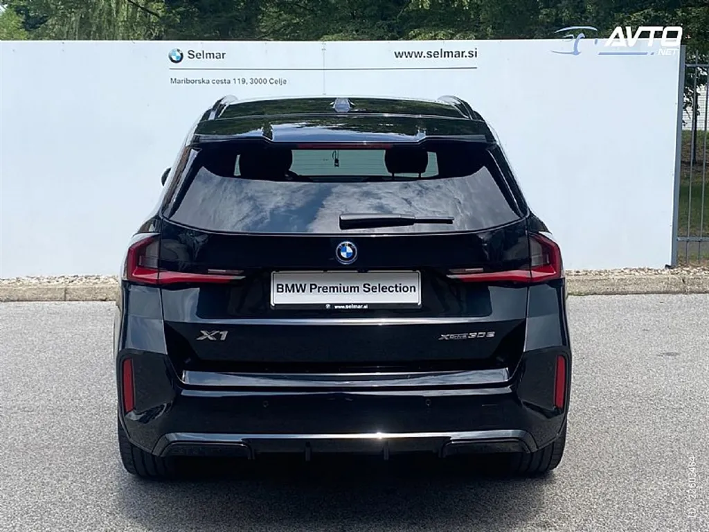 Zunanja slika - BMW X1 - xDrive30e - 2