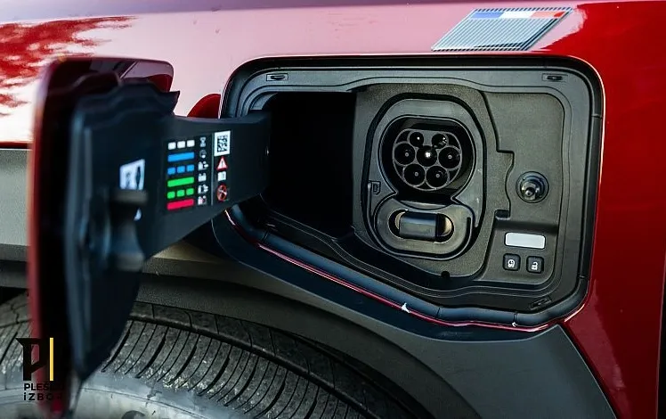 Zunanja slika - Renault 4 E-tech - techno EV52 110kW - 14