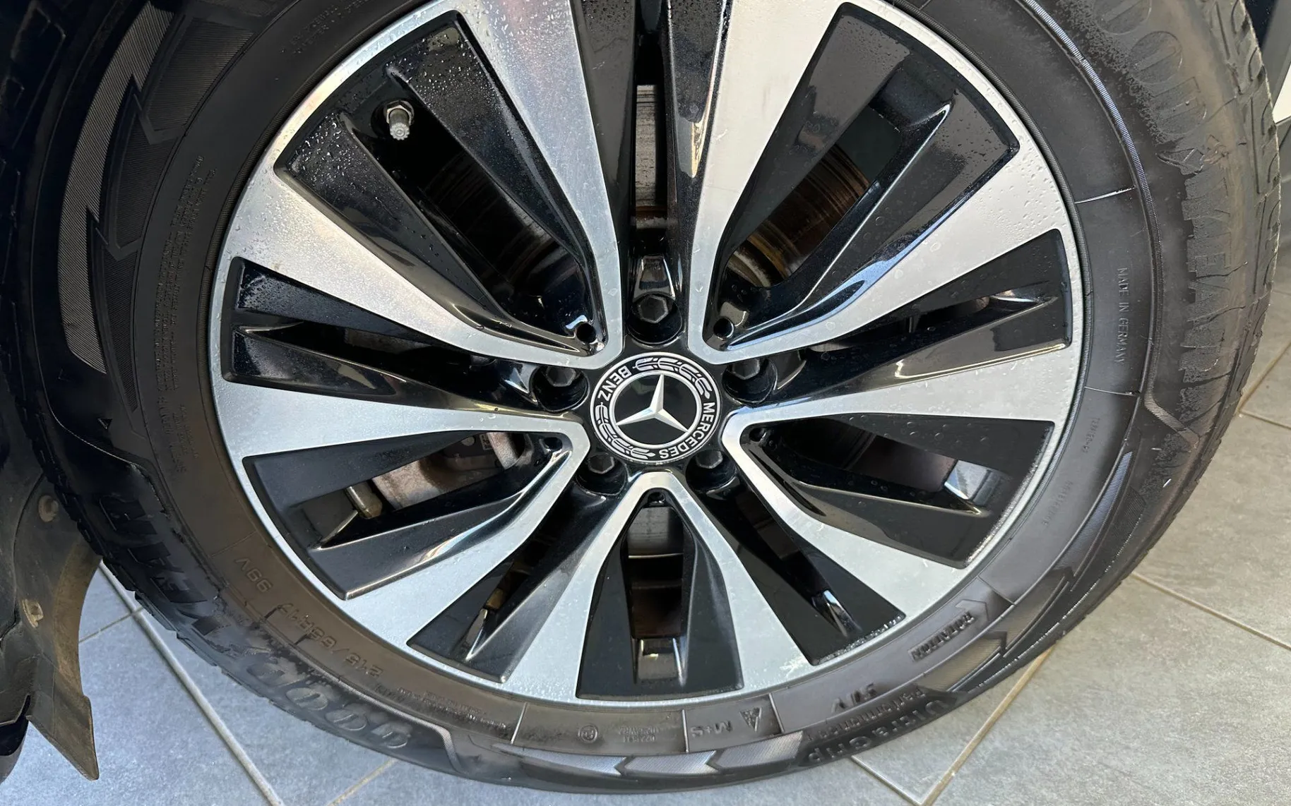 Zunanja slika - Mercedes-Benz GLA-Razred - GLA 250 e Avt.KAMERA.PANORAMA.LED.USNJE.NAVI.TOP - 23