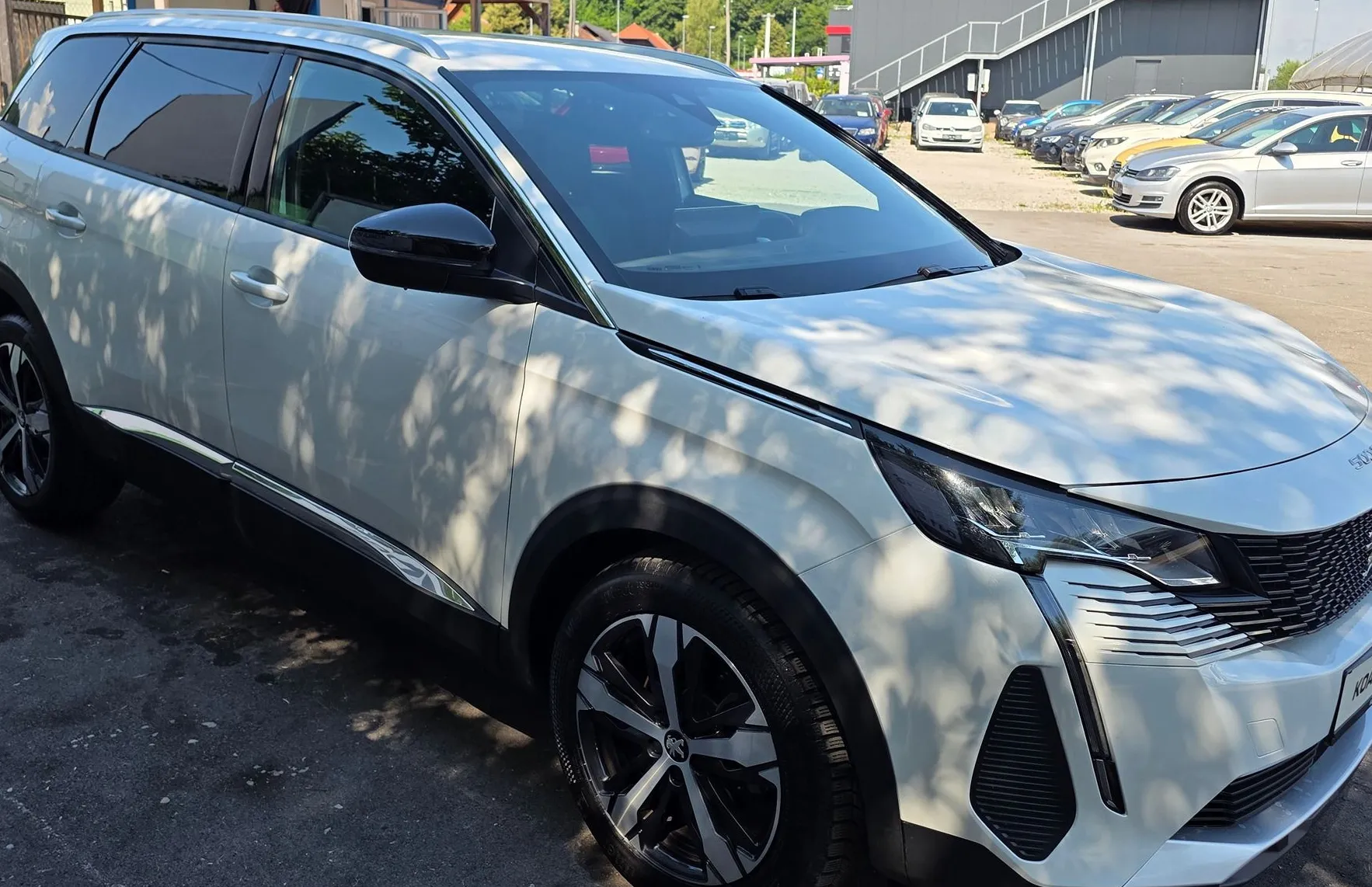 Zunanja slika - Peugeot 5008 - 1.5 BLUEHDI 130 ALLURE AVT. LED-VIRTUAL-KAMERA-ALU - 8