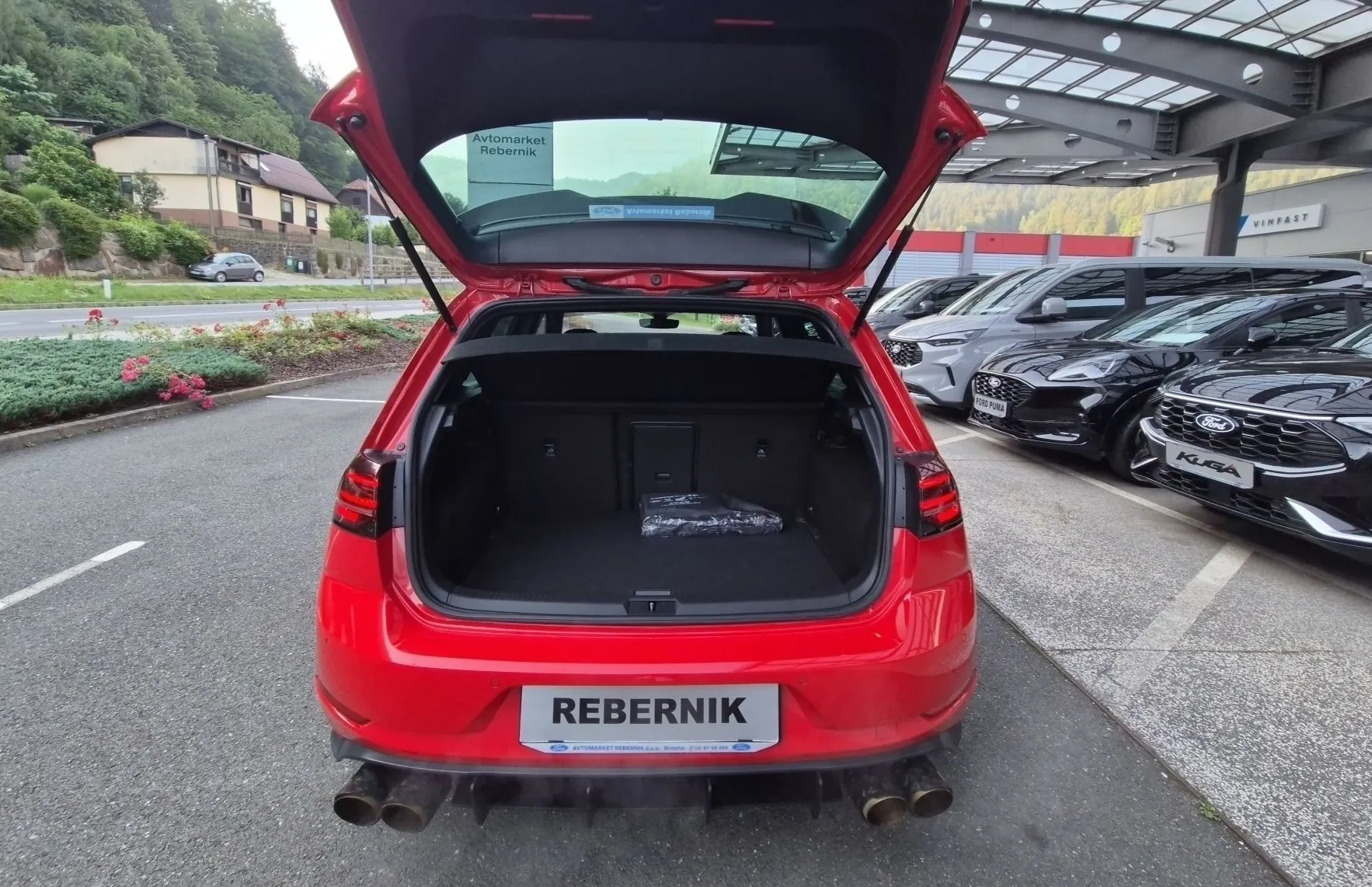 Zunanja slika - Volkswagen Golf - 2.0 TSI GTI Performance DSG-OGROMNO PREDELAV - 9