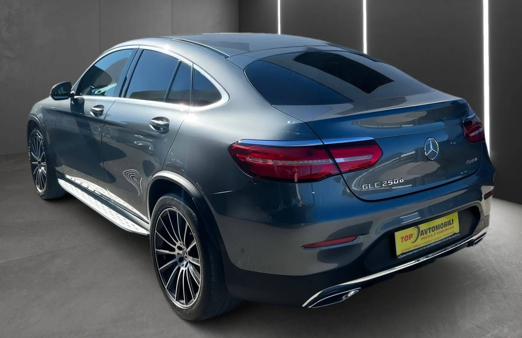 Zunanja slika - Mercedes-Benz GLC-Razred - GLC coupe 250 d 4MATIC AMG LINE MULTIBEAM ZRAČNO 360 KAMER - 4