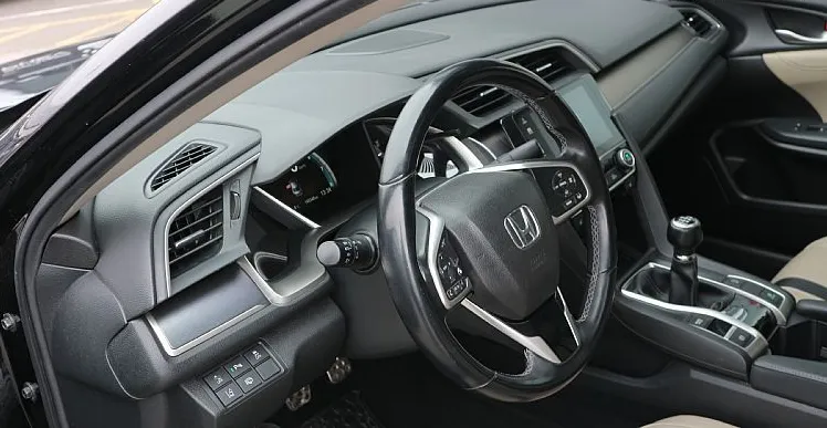 Zunanja slika - Honda Civic - 1.5 T Grand Executive - 7