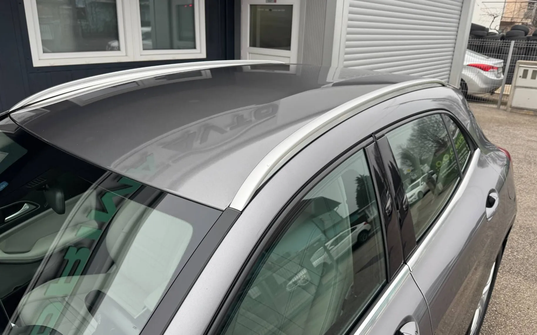 Zunanja slika - Mercedes-Benz GLA-Razred - STYLE°1.LAST°SLO°LED°DIG.KLIMA°PARK.SEN°96.000 KM - 9
