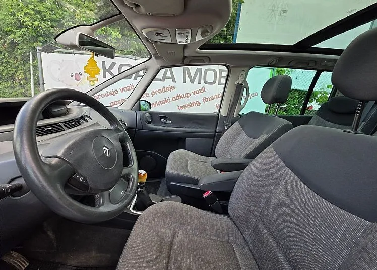Zunanja slika - Renault Espace - 2.0 dCi 7 SEDEŽEV-PANORAMA-ALU PLATIŠČA - 10