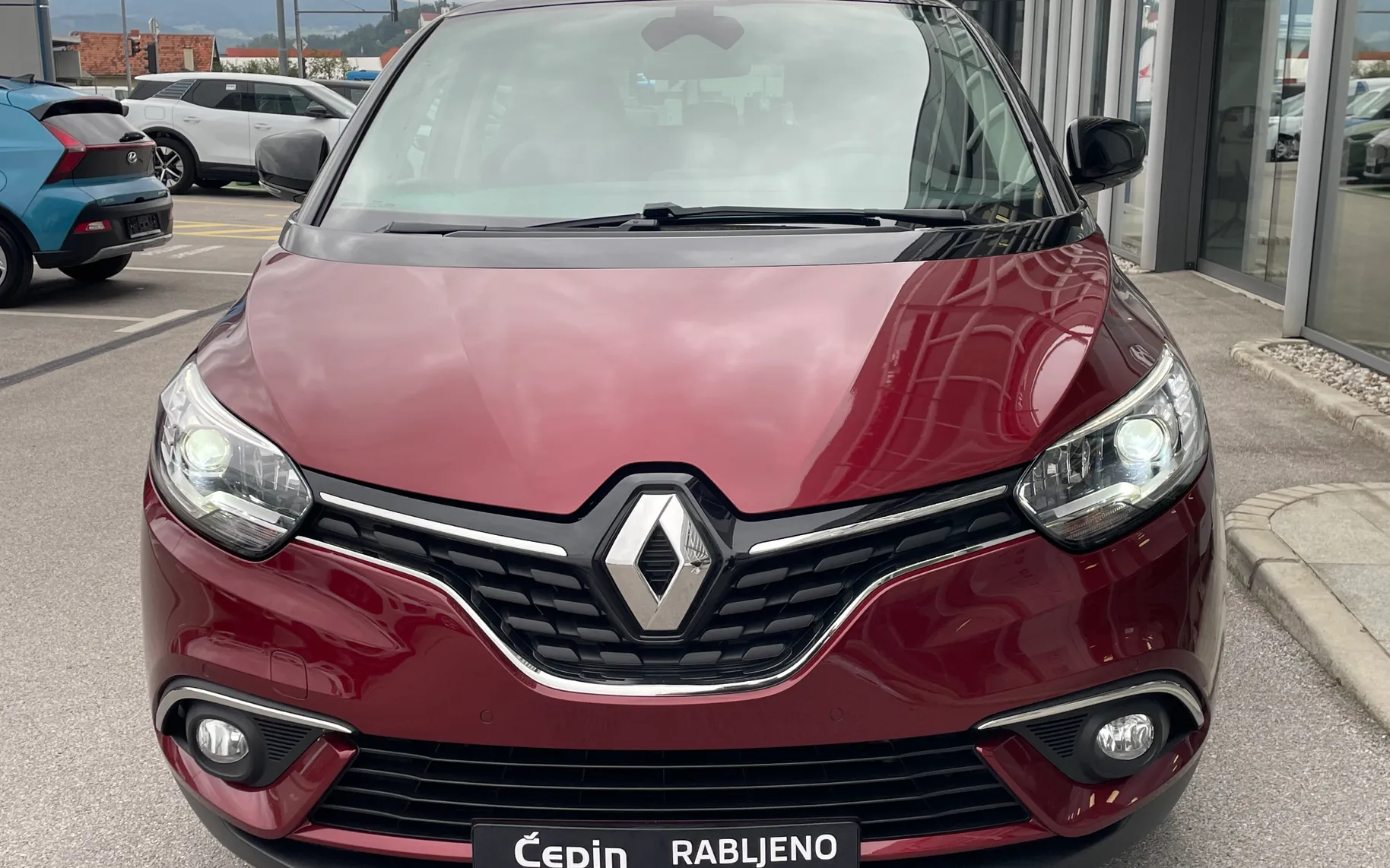 Zunanja slika - Renault Scénic - BLUE-1.7-DCi-INITIALE-PARIS-NAVI-LED-SLO-TOP - 2