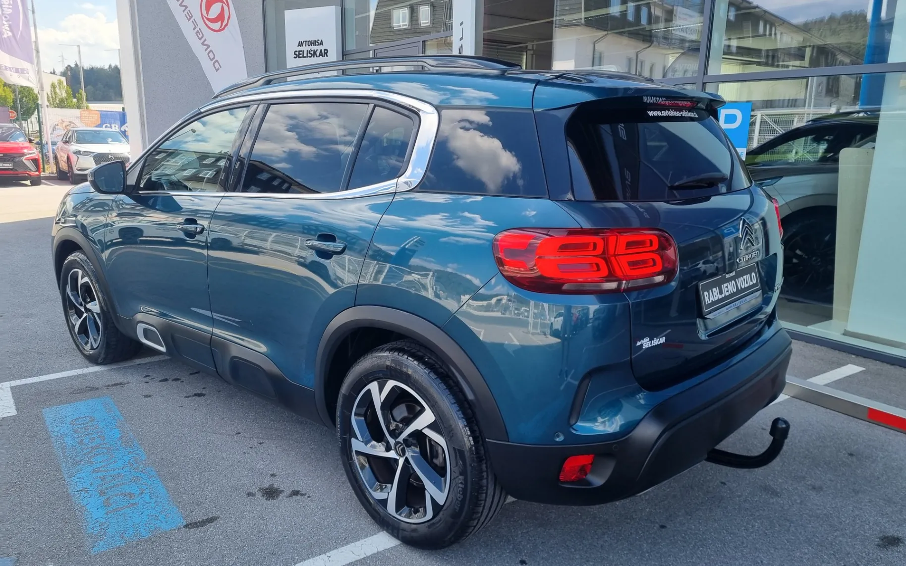 Zunanja slika - Citroën C5 - Aircross 1.2 PT Feel - VLEČNA KLJUKA - POTRJENA SERVISNA - 15