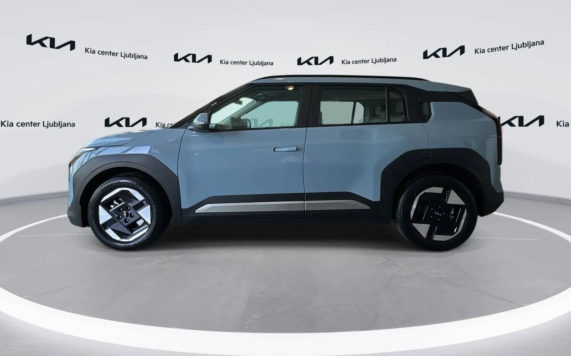 Notranja slika - KIA EV3 - STAR 58.3 kWh baterija - 8