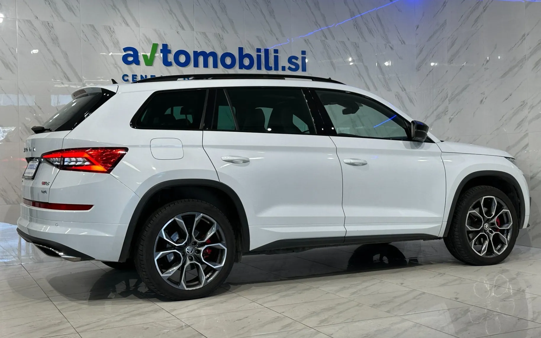 Zunanja slika - Škoda Kodiaq - 2.0 TDI RS DSG |4x4|7S|Pano|ACC|360K|Memory|Canton - 5