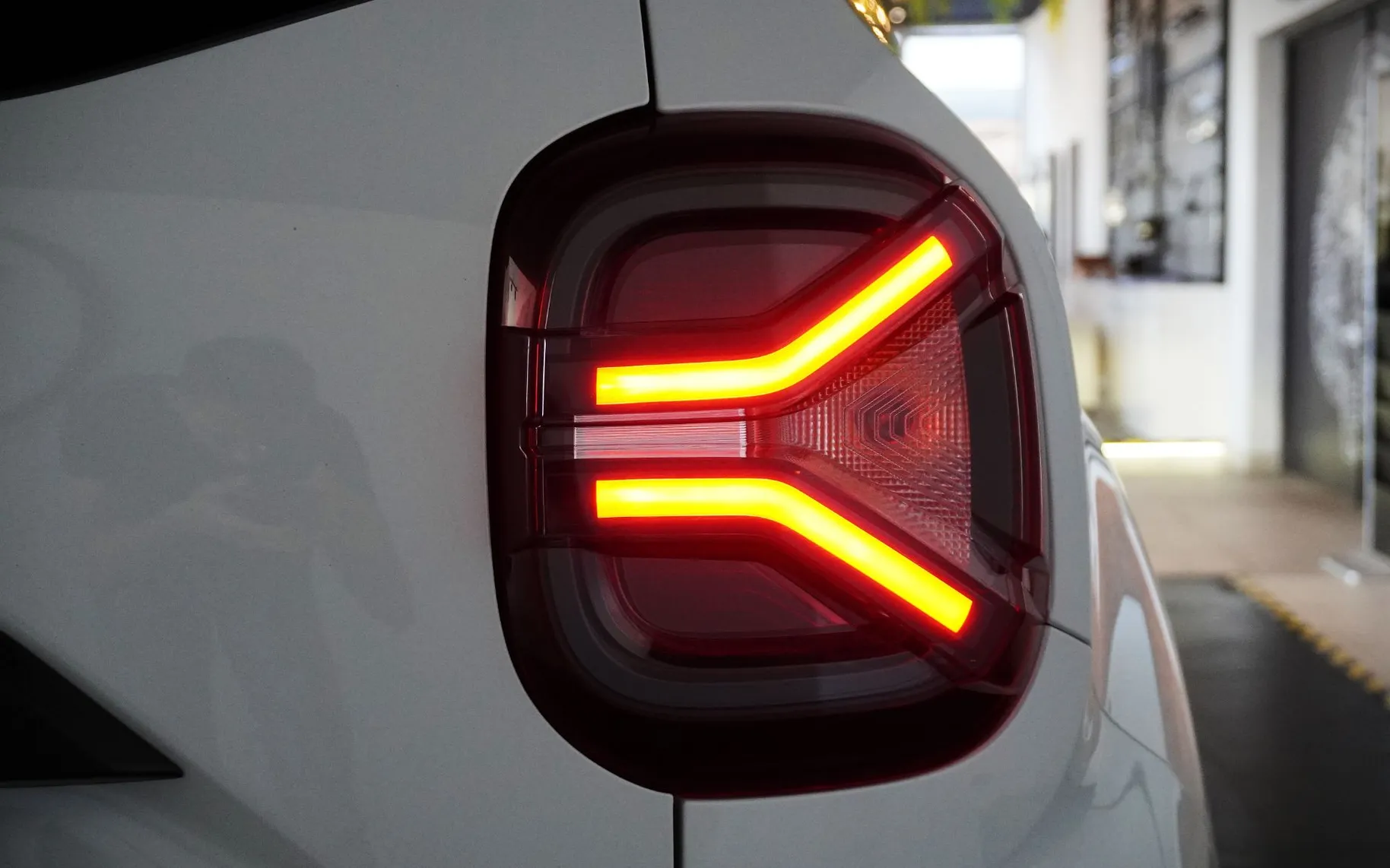 Zunanja slika - Dacia Duster - 1.5 Blue dCi 115 4x4 + SLOVENSKI + TOP - 8