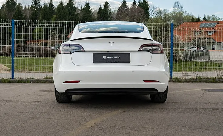 Zunanja slika - Tesla Model 3 - Standard Range Plus - 6