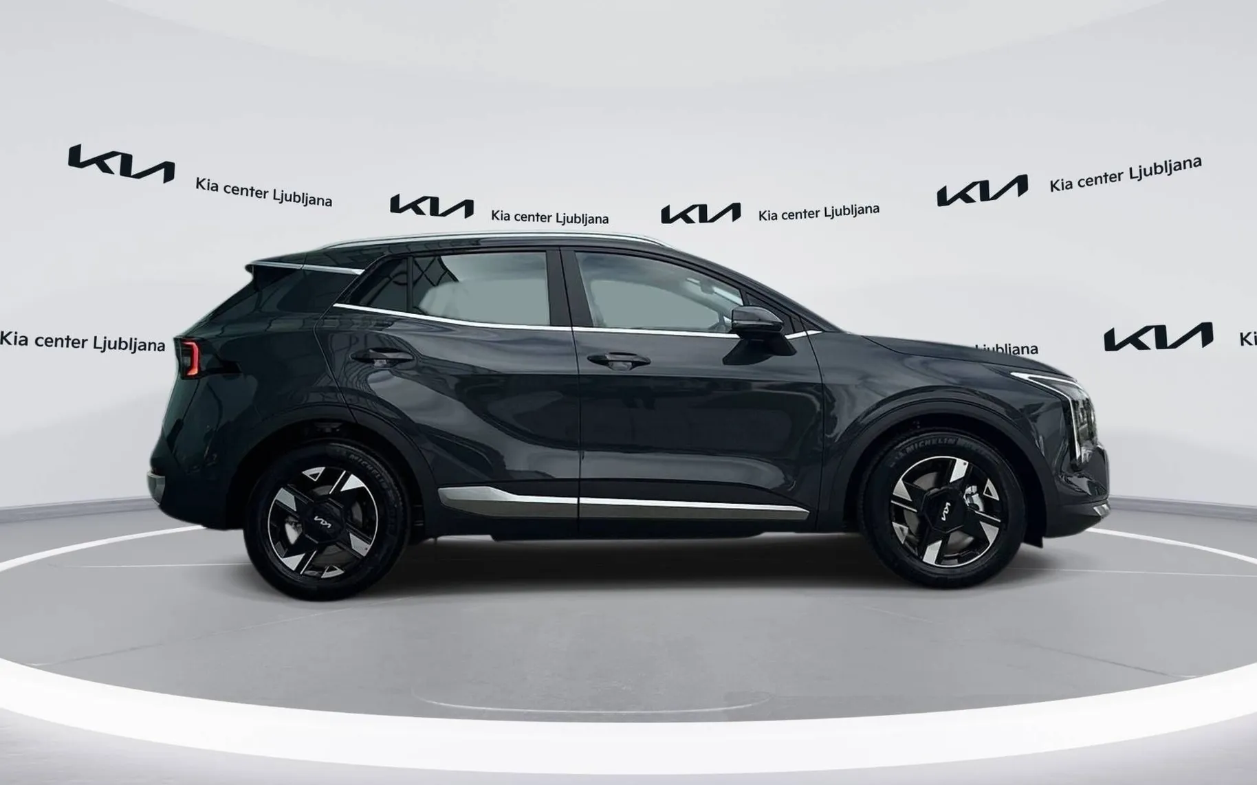 Zunanja slika - KIA Sportage - 1.6 T-GDI LX Fresh ISG DCT - 4