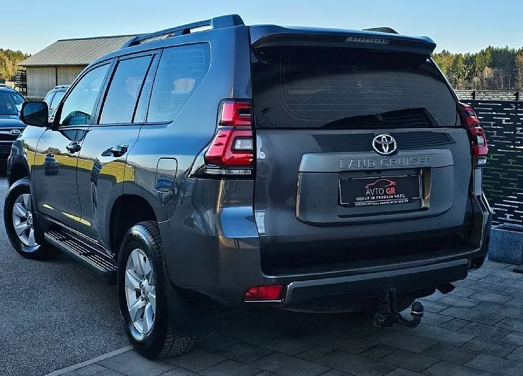 Zunanja slika - Toyota Land Cruiser - 2.8 D-4D AWD Premium-Le 165.000 km- EL.Sede  382 i-K - 13