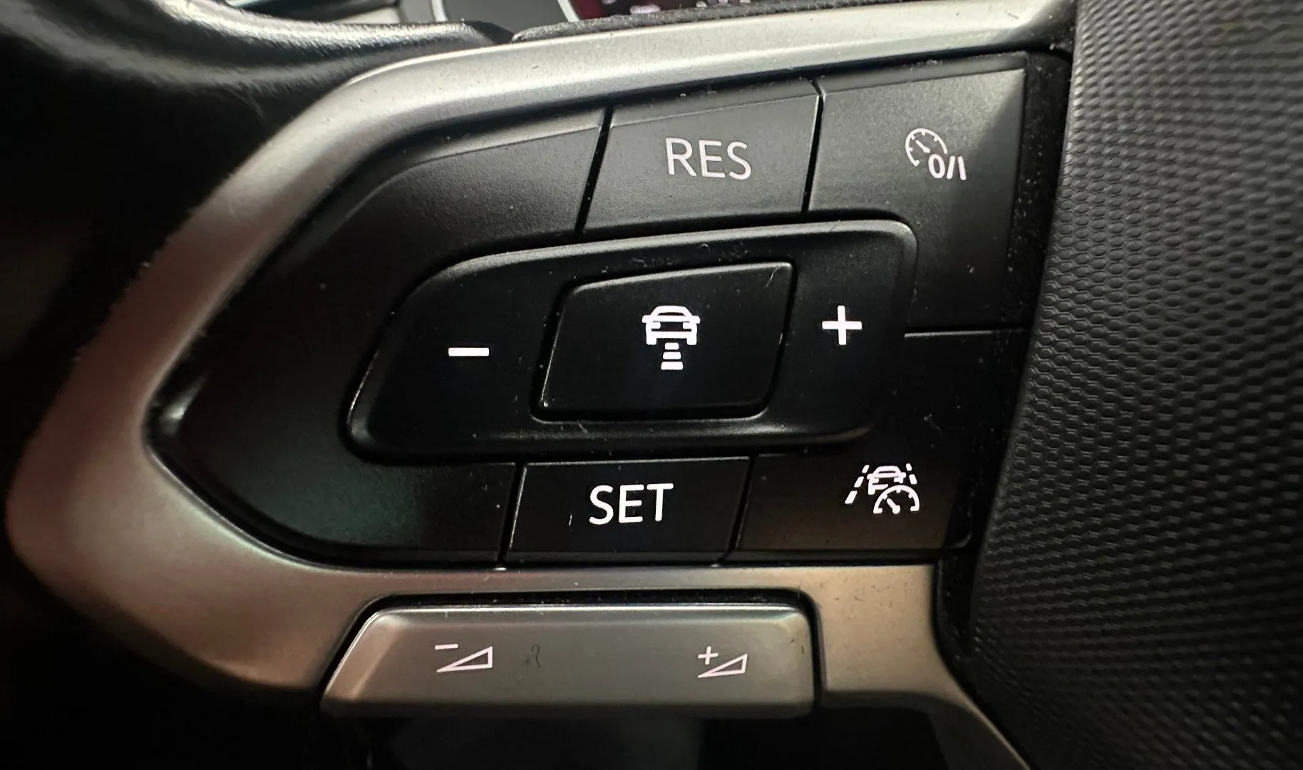 Zunanja slika - Volkswagen Passat - 2.0 TDI BMT.NEMŠKI+4ALU.KAMERA.ACC.NAVI. - 10