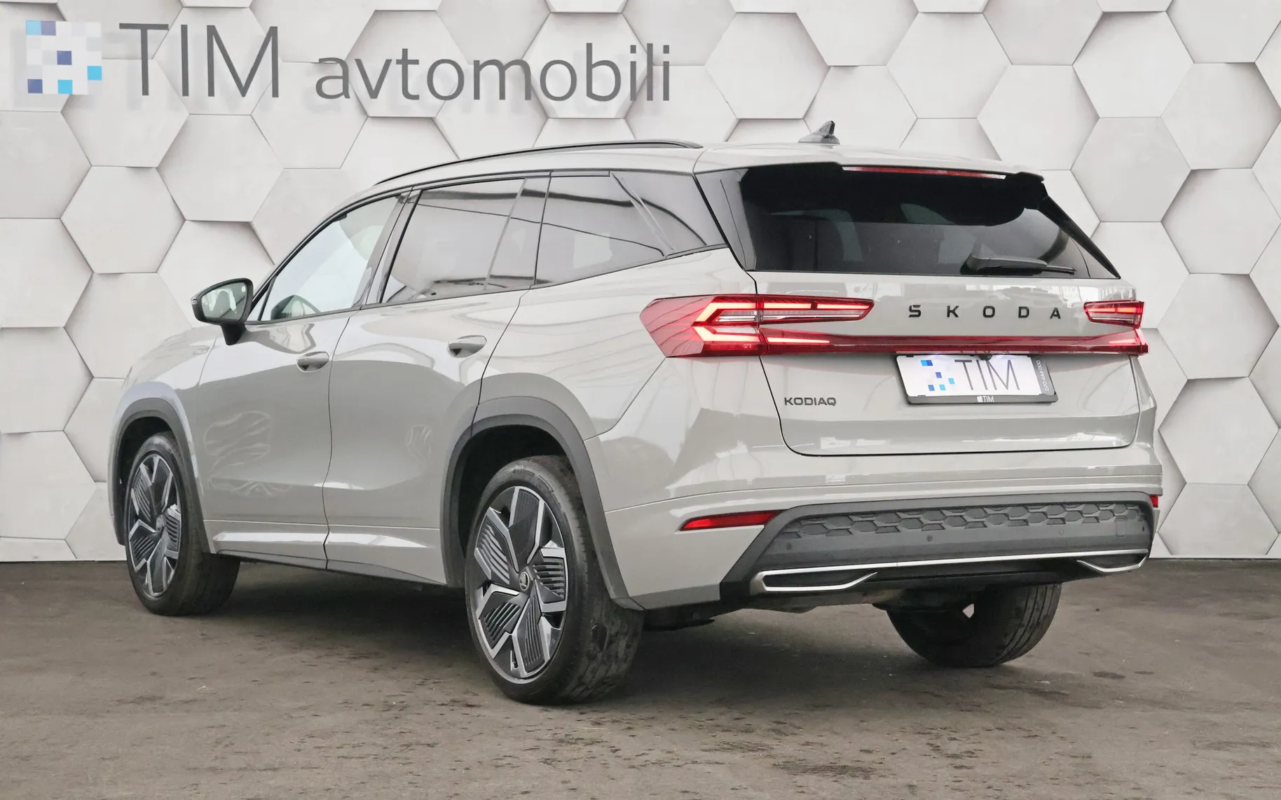 Zunanja slika - Škoda Kodiaq - 2.0 TDI DSG Sportline 150KM - 4