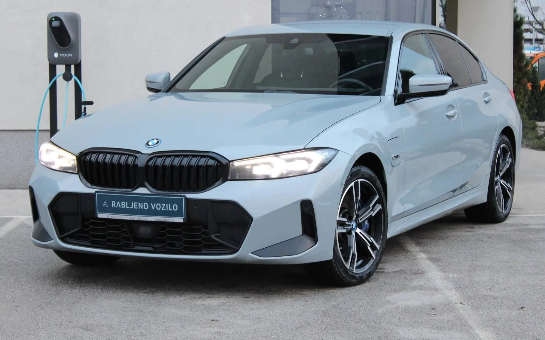 Zunanja slika - BMW Serija 3 - : 330E xDrive  A T  M SPORT LASER KAM WIDE - 1