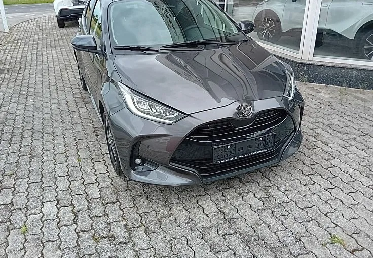 Zunanja slika - Toyota Yaris - 1.5 VVT-i hibrid Sol ASSIST 85kW - 2