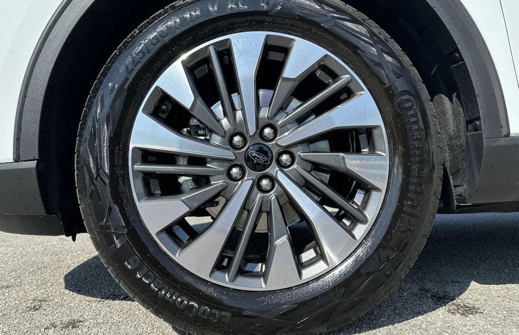 Zunanja slika - Ford Kuga - 1.5 EcoBoost Titanium - 9