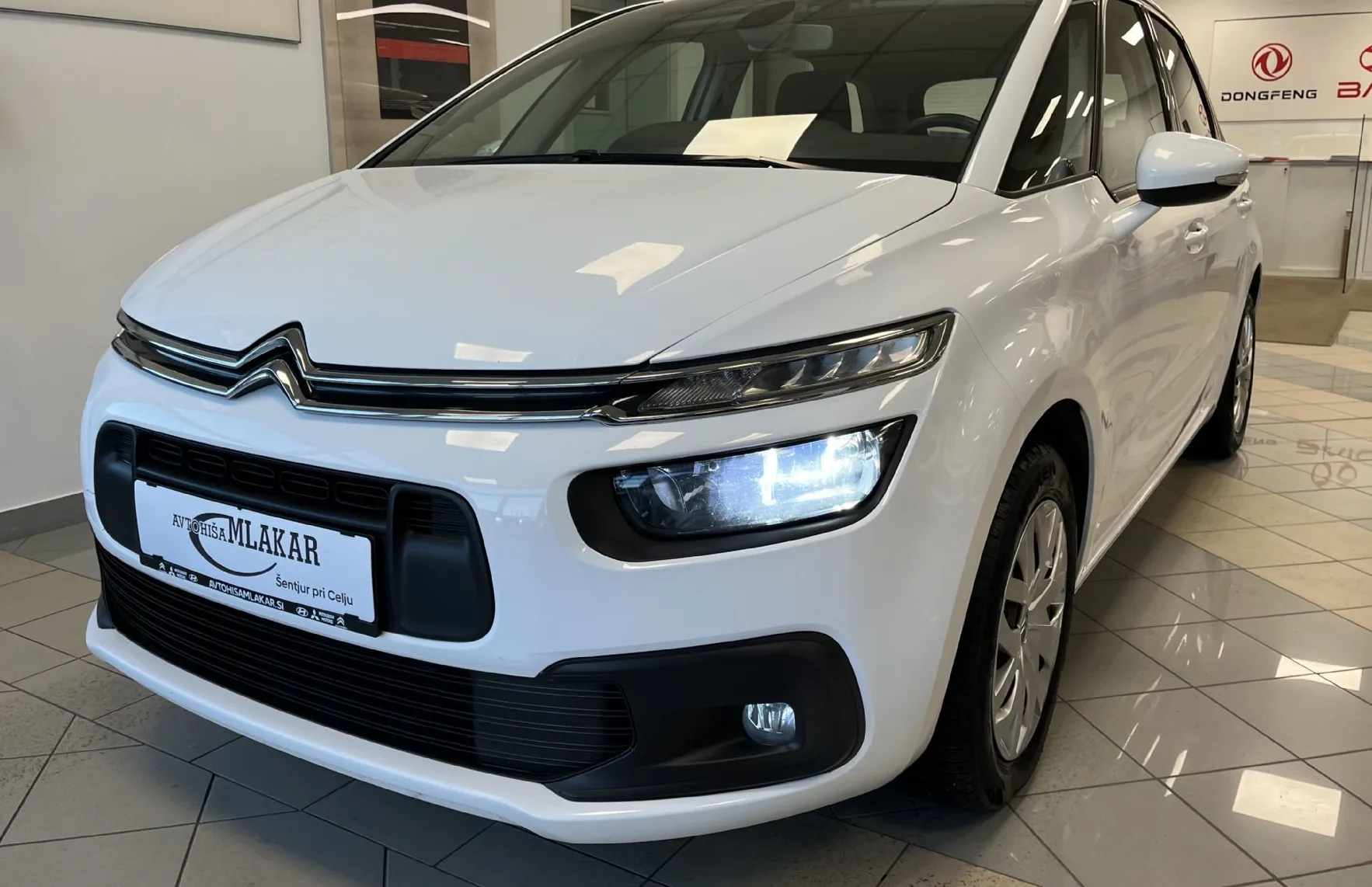 Zunanja slika - Citroën C4 - Picasso Live PureTech 130 S S BVM6 - SLOVENSKO POREKLO - - 3