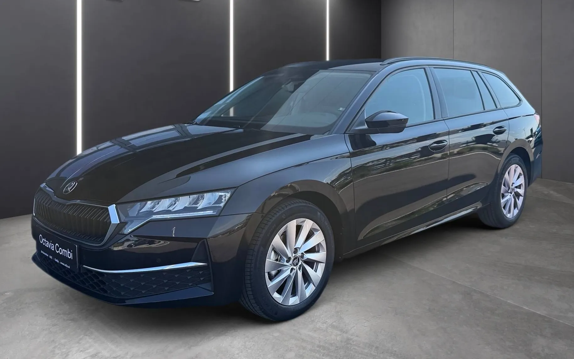 Zunanja slika - Škoda Octavia - Combi 1.5 TSI mHEV Family DSG - 1