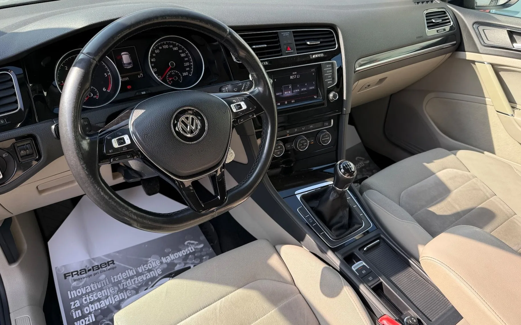 Zunanja slika - Volkswagen Golf - 1.6 TDI BlueMotion Tech Comfort.77kW - 8