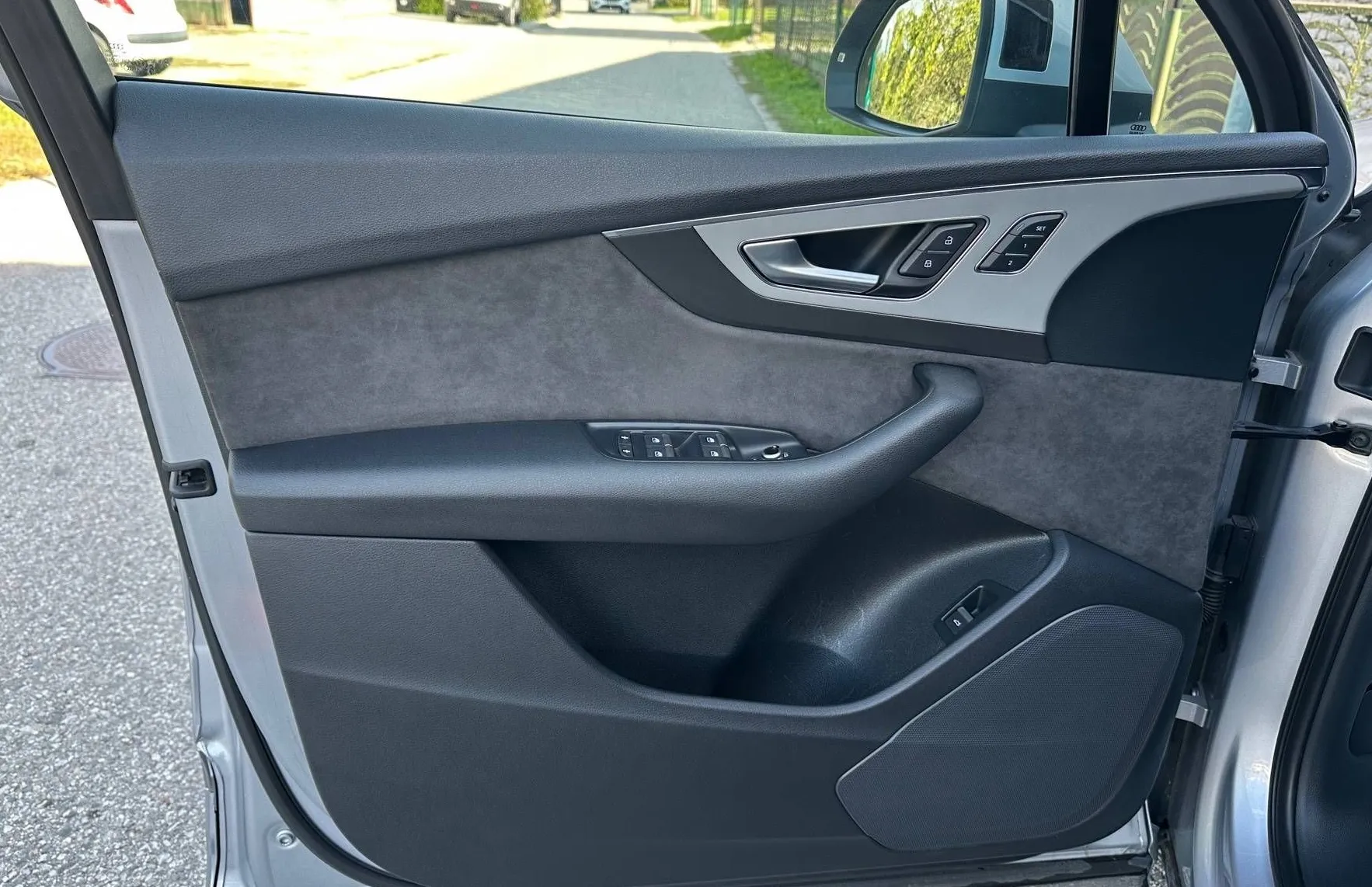 Zunanja slika - Audi Q7 - E-TRON 3.0TDI QUATTRO LED NAVI ACC HUD PANO 360K - 13