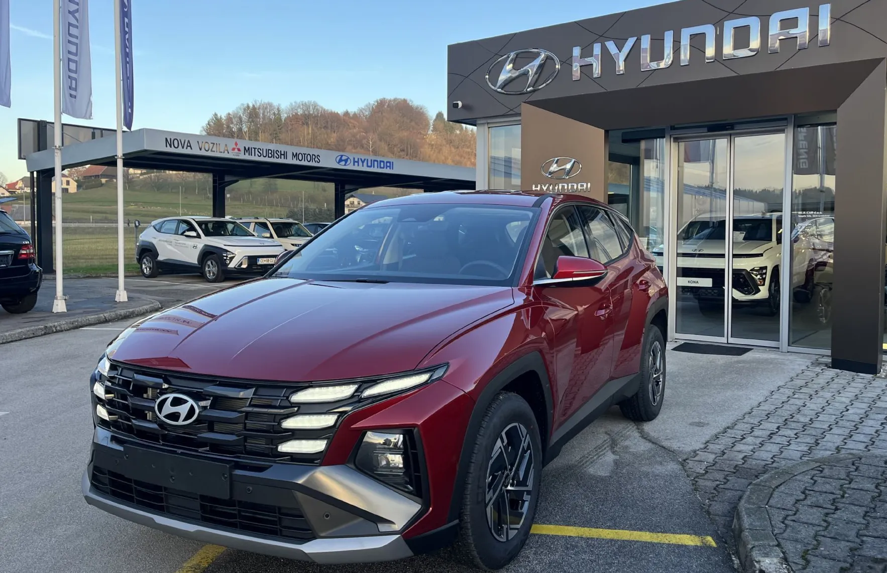 Zunanja slika - Hyundai Tucson - 1.6 T-GDI 150 TREND WINTER - 3
