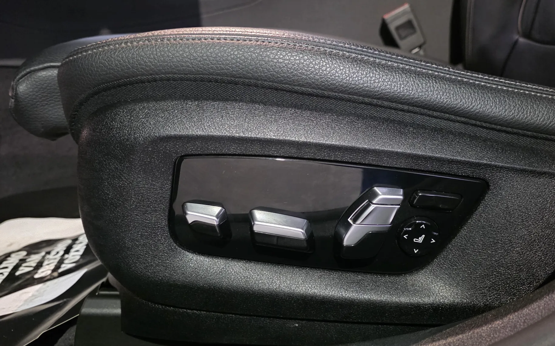Zunanja slika - BMW Serija 6 - 640i xDrive Gran Turismo Avt. PANO VIRTUAL 360KAM NAVI L - 18