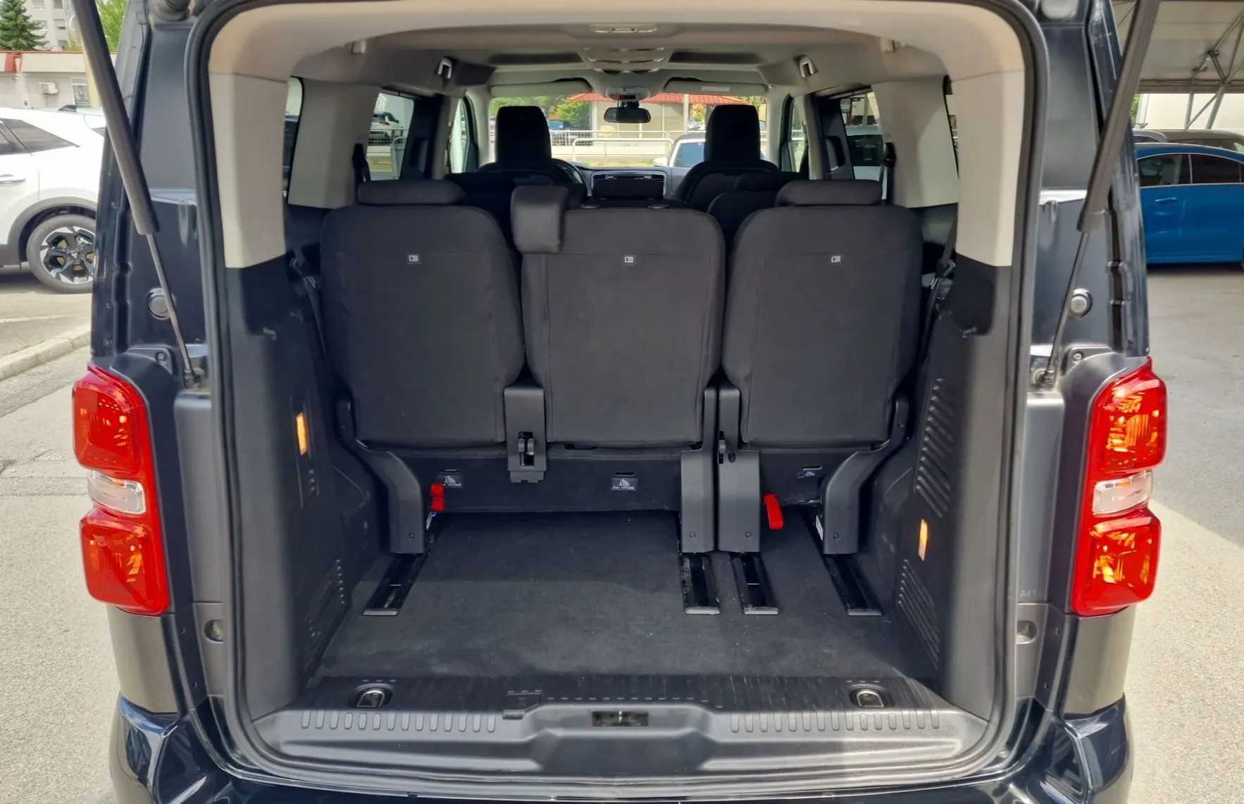Zunanja slika - Toyota Proace - Verso 1.5 D-4D Combi - 12