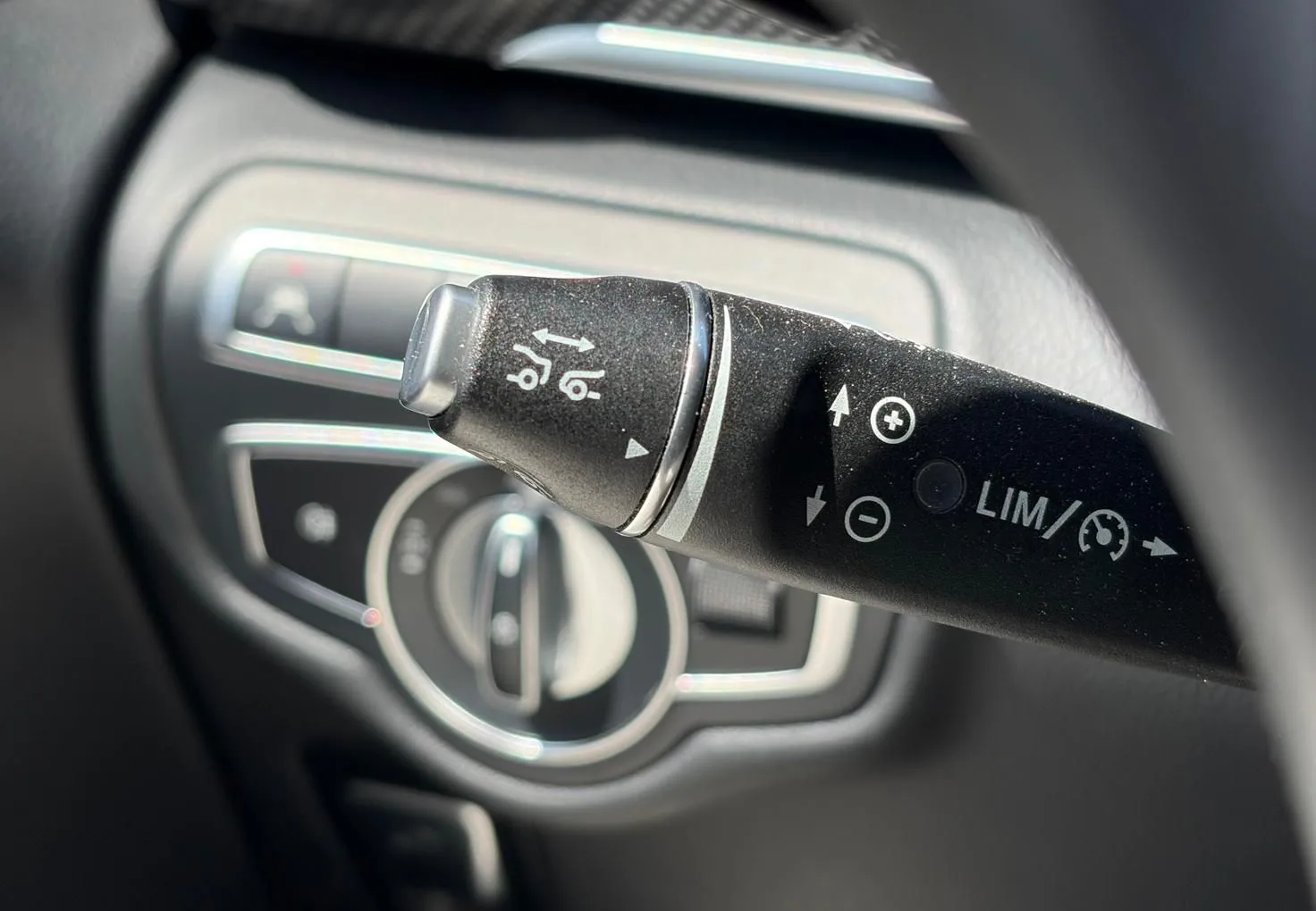 Zunanja slika - Mercedes-Benz V-Razred - V 220d AMG Line Avt. srednje dolgi - spalni paket - 13