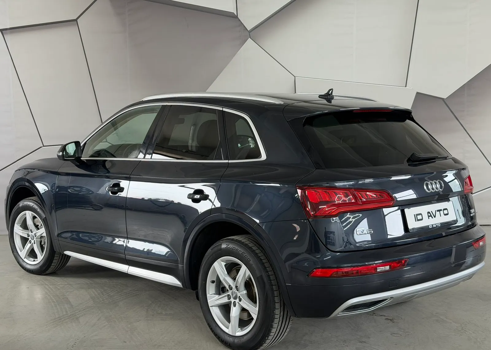 Zunanja slika - Audi Q5 - quattro 2,0 TDI Sport S tronic - 6