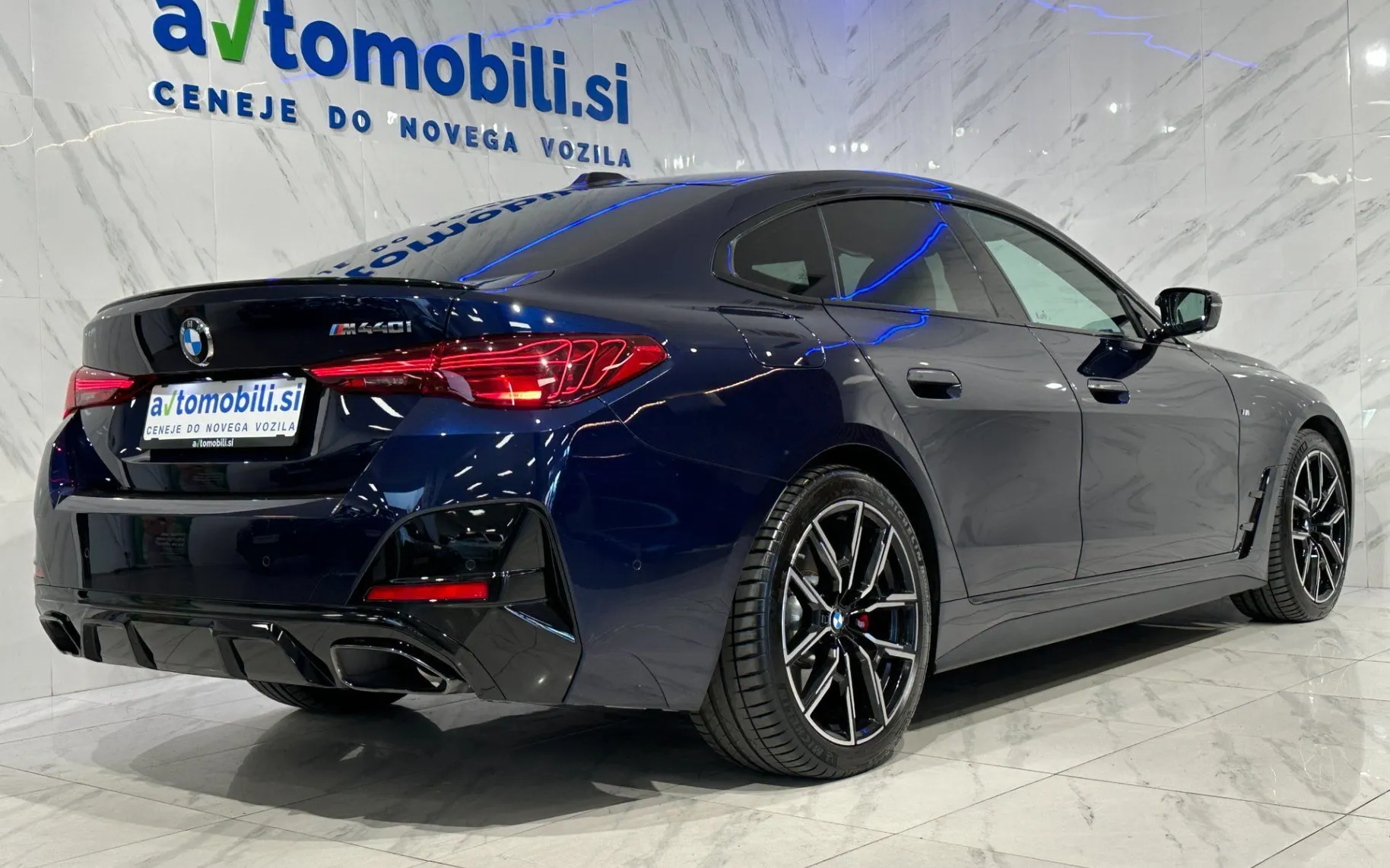 Zunanja slika - BMW serija 4 Gran Coupe: - M440i xDrive |ACC|360K|HUD|Memory|HarmanK|R19| - 5