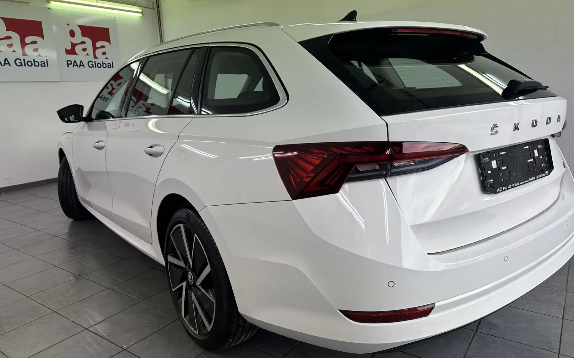 Zunanja slika - Škoda Octavia - Škoda  Style 1.4 TSI PHEV DSG NEMŠKI.KAMERA - 2