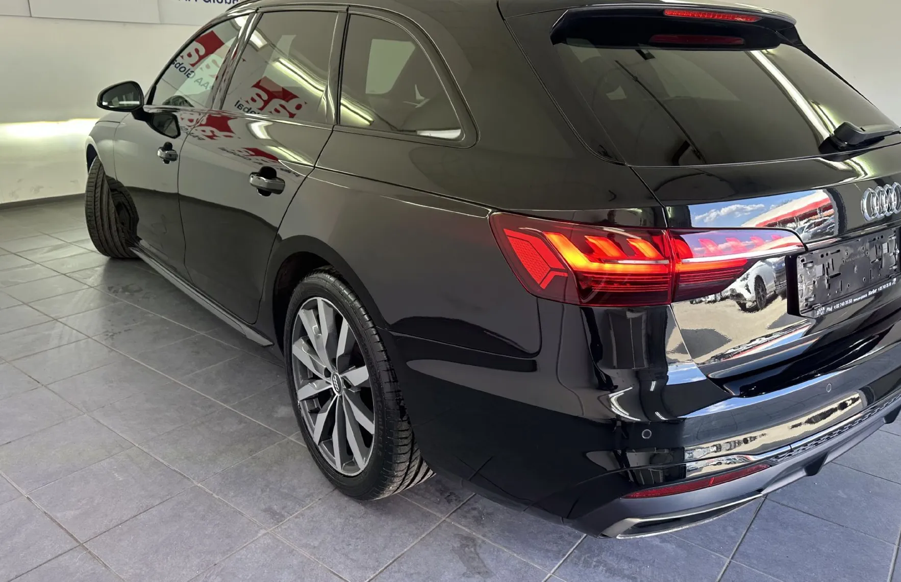 Zunanja slika - Audi A4 - Avant 30 TDI S line S tronic.KAMERA.NAVI.LED.USNJE.ALU - 15