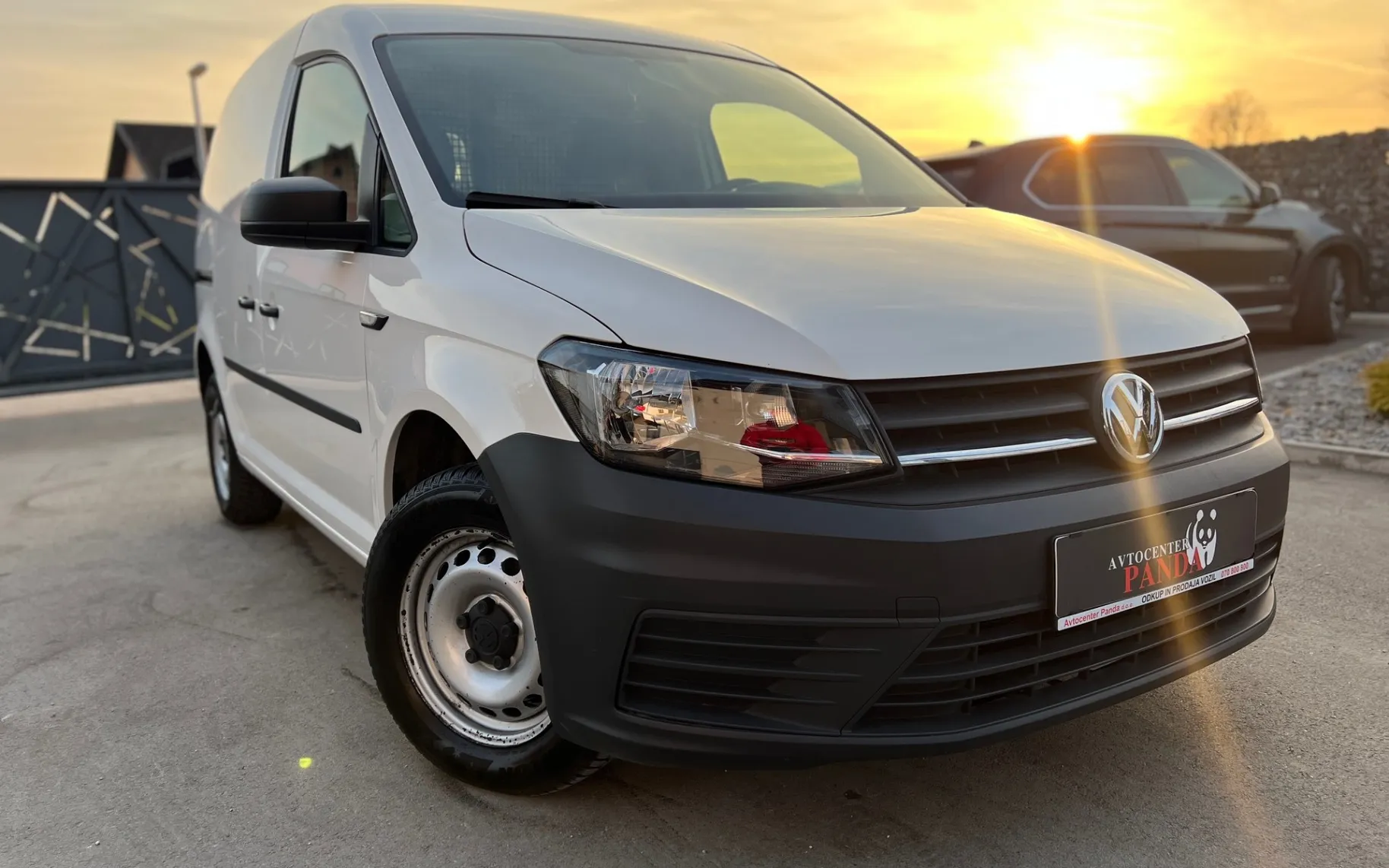 Zunanja slika - Volkswagen Caddy - 2,0 TDI Comfortline - 24