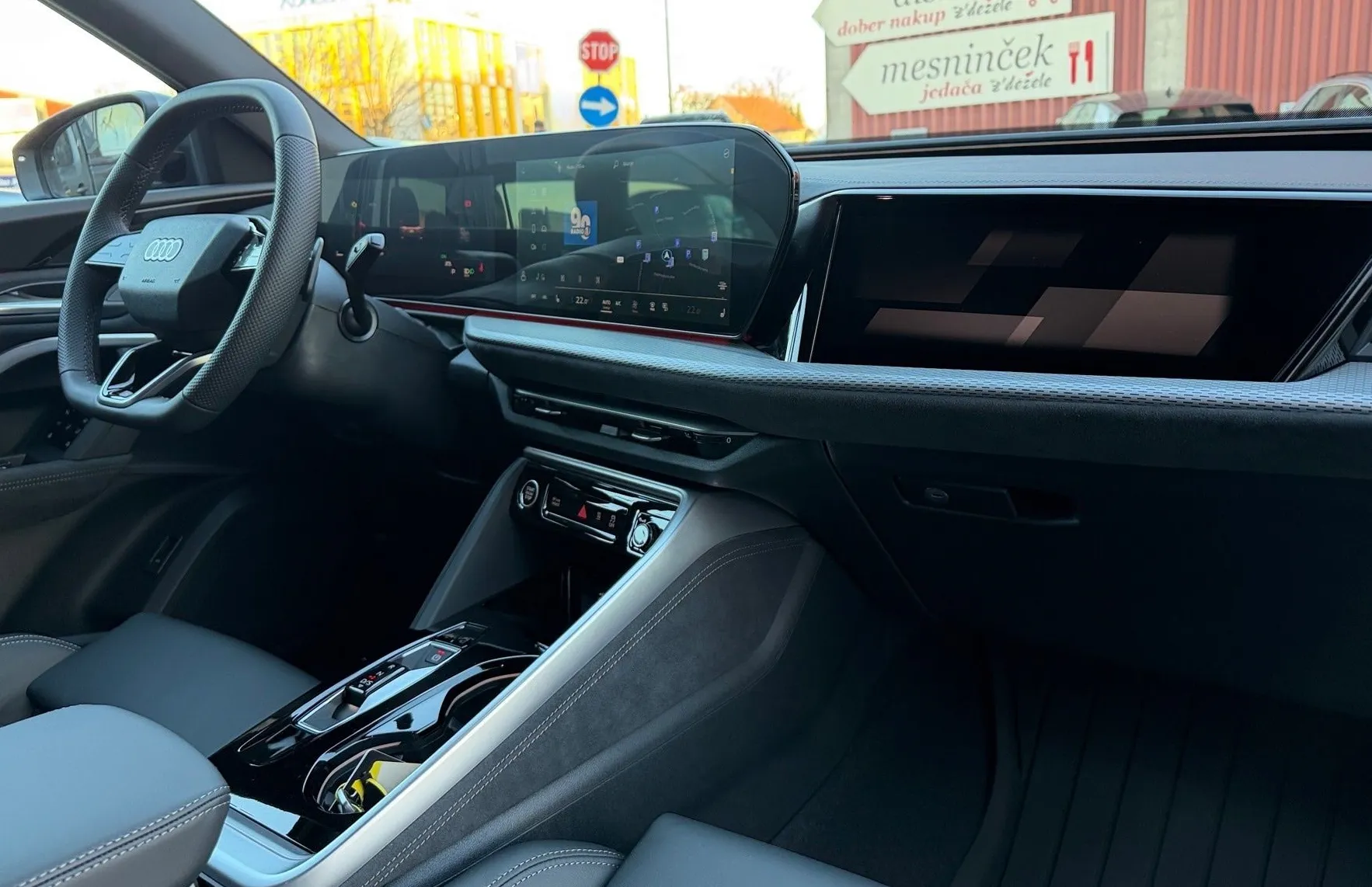 Zunanja slika - Audi Q5 - TFSI quattro 150kW - 14