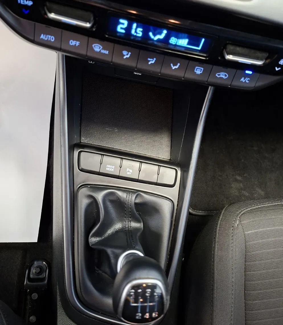 Zunanja slika - Hyundai i20 - 1.0 T-GDI 100 COMFORT-LED-KAMERA-PDC-ODLIČEN- - 10