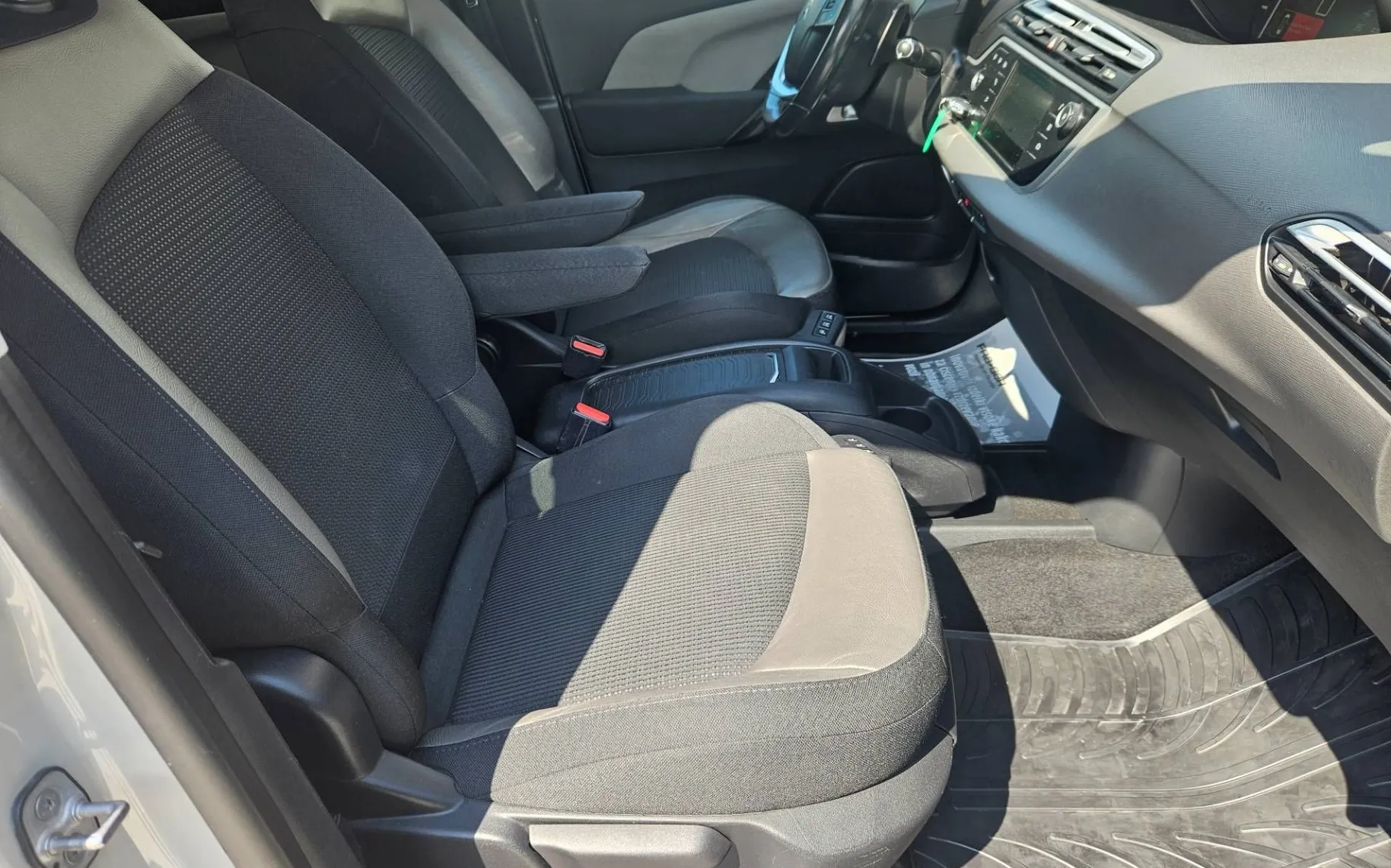 Notranja slika - Citroën C4 SpaceTourer - BlueHDi Avt. NAVI KAMERA 7 SEDEŽEV. - 14