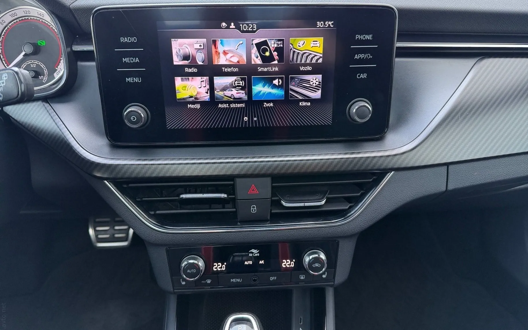 Notranja slika - Škoda Kamiq - 1.0 TSI Monte Carlo DSG-Panorama-LED-ACC-Kamera... - 9