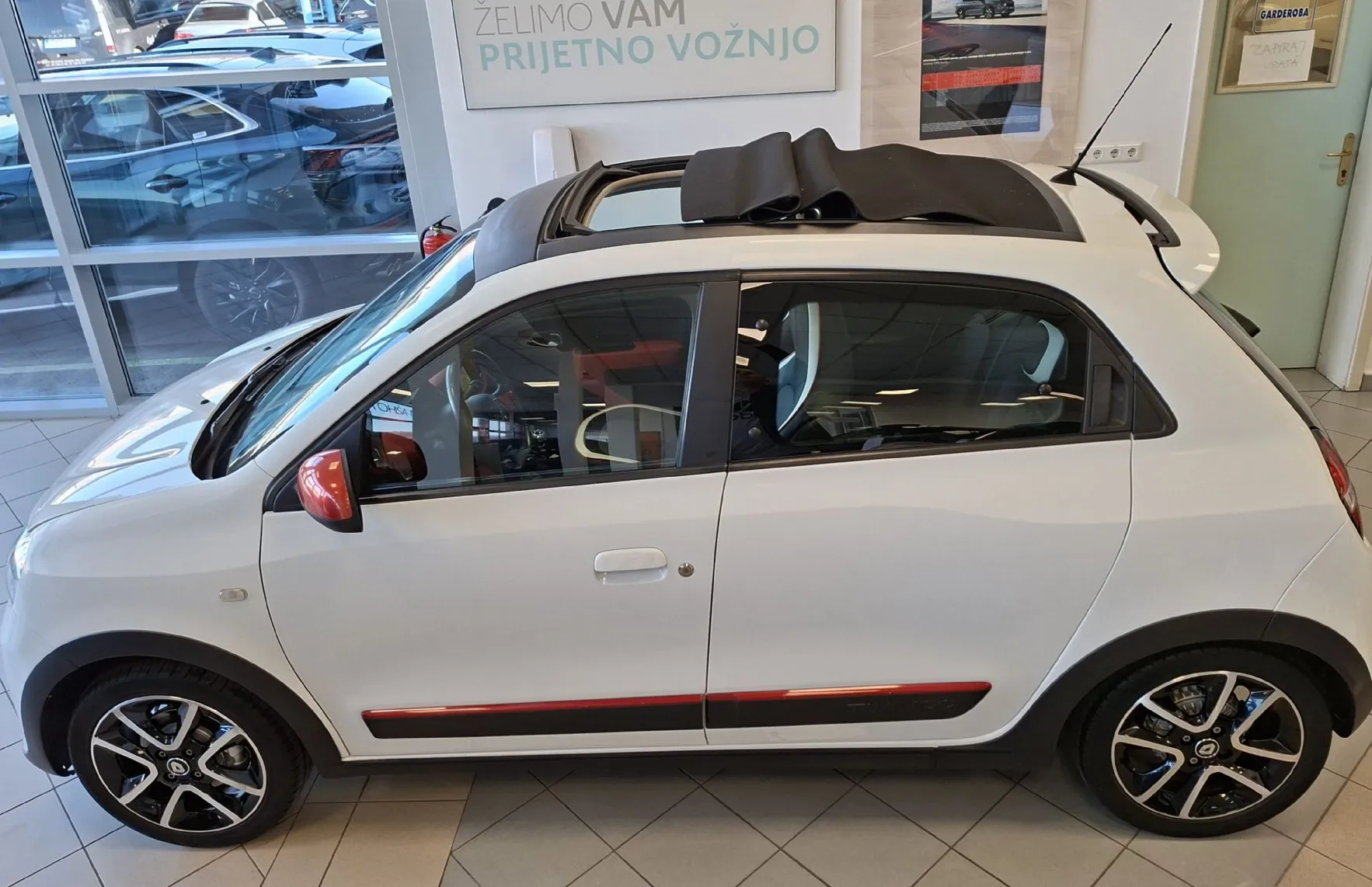 Zunanja slika - Renault Twingo - Expression Energy  GT-LED-NAVI-KAMERA-ODLIČEN- - 19