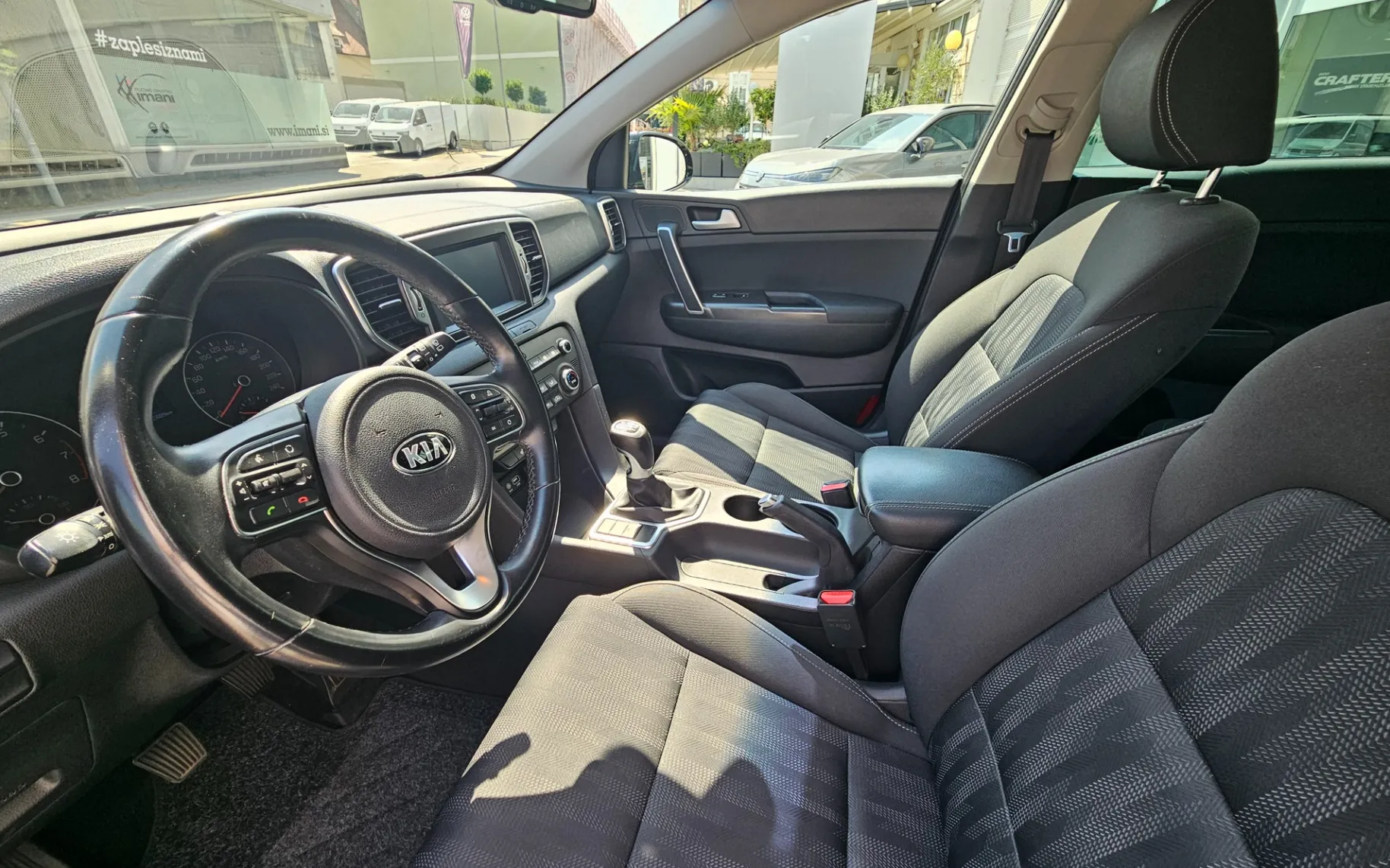 Zunanja slika - KIA Sportage - 2WD 1.6 GDI LX Urban - 7
