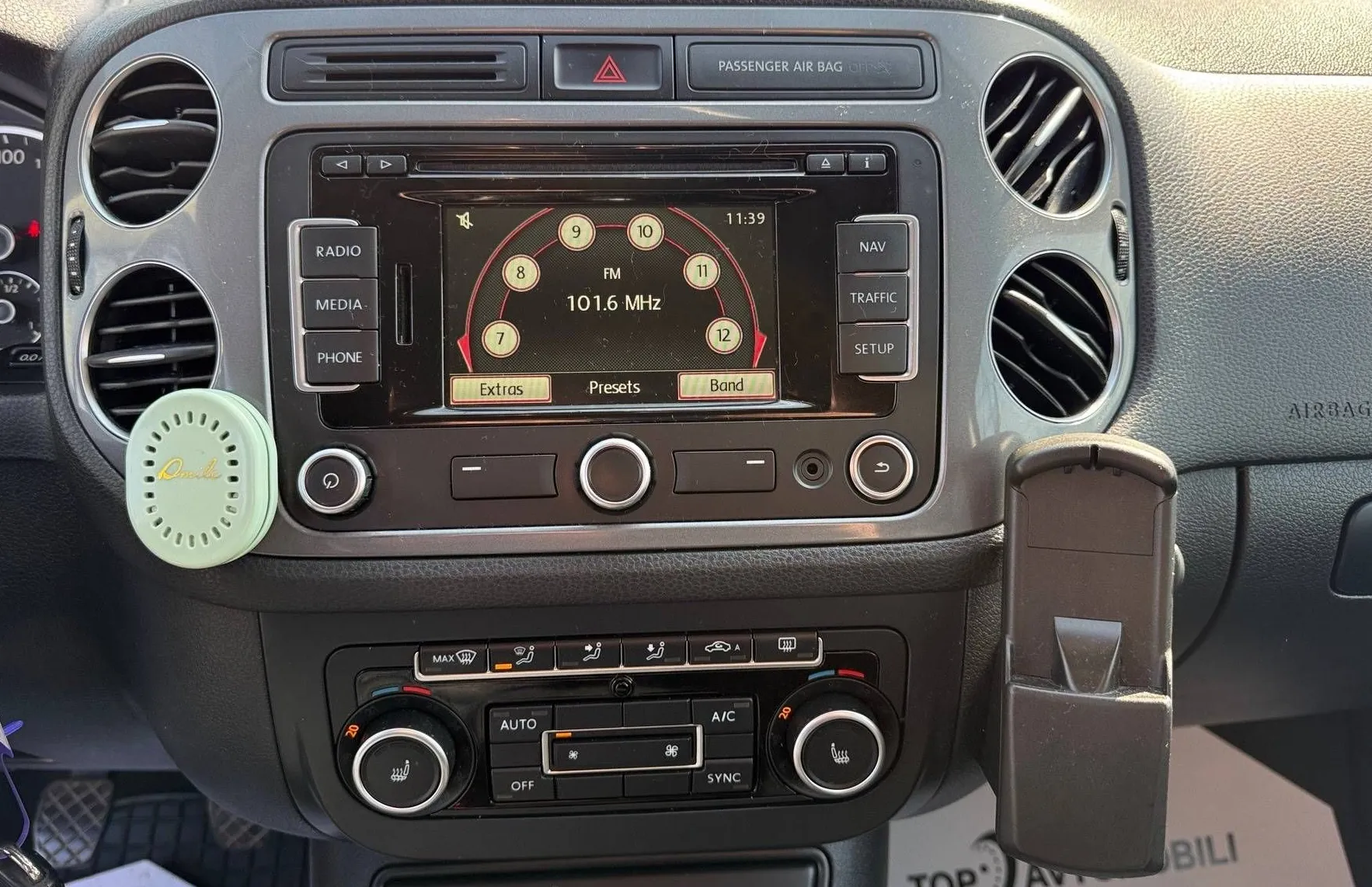 Zunanja slika - VW Tiguan - 2.0 TDI 4x4 MOŽNOST FINANCIRANJA BREZ POLOGA TOP.. - 13