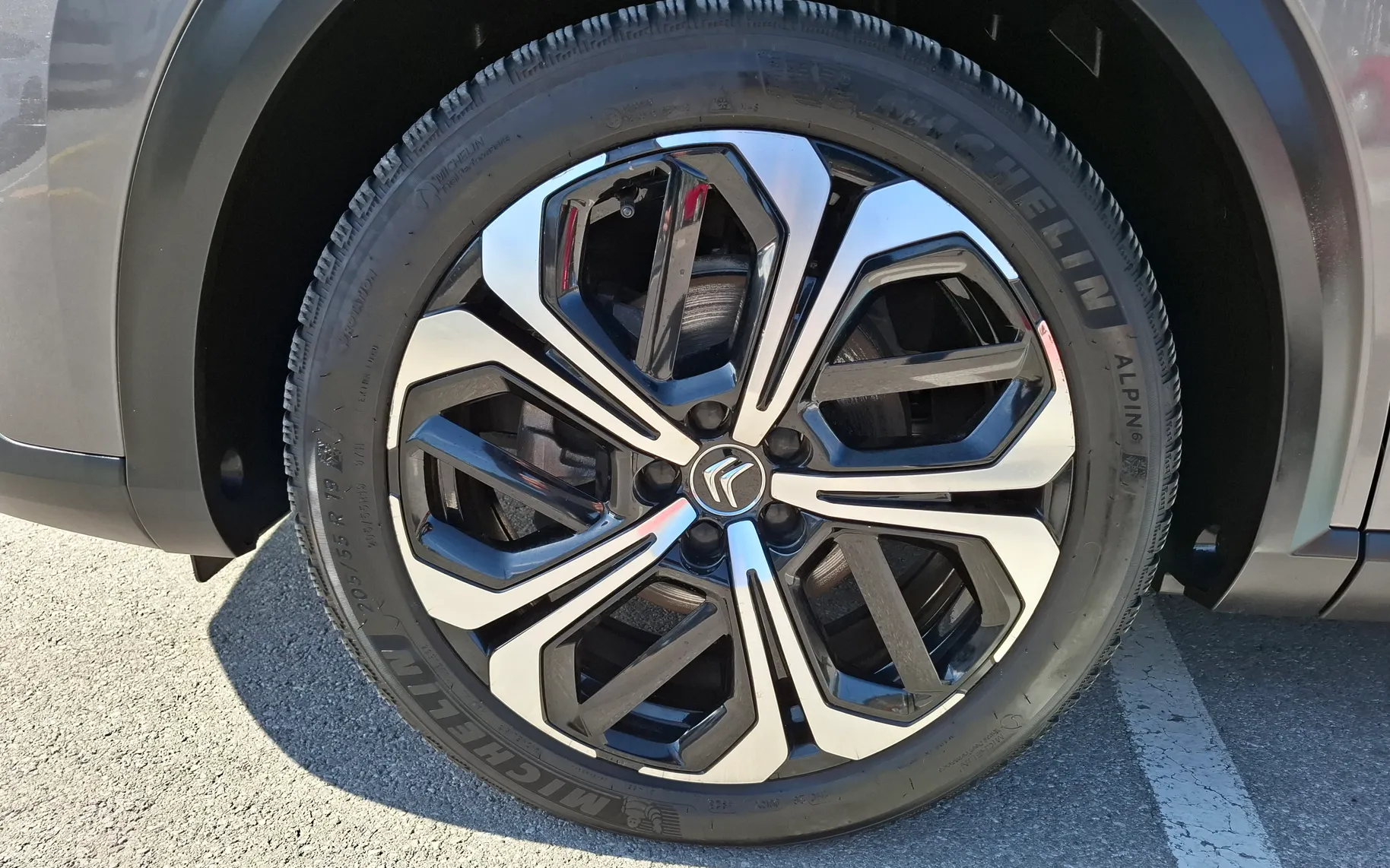 Zunanja slika - Citroën C5X - C5 X 1.2 PURETECH SHINE - ODLIČEN - POTRJENA SERVISNA - 14
