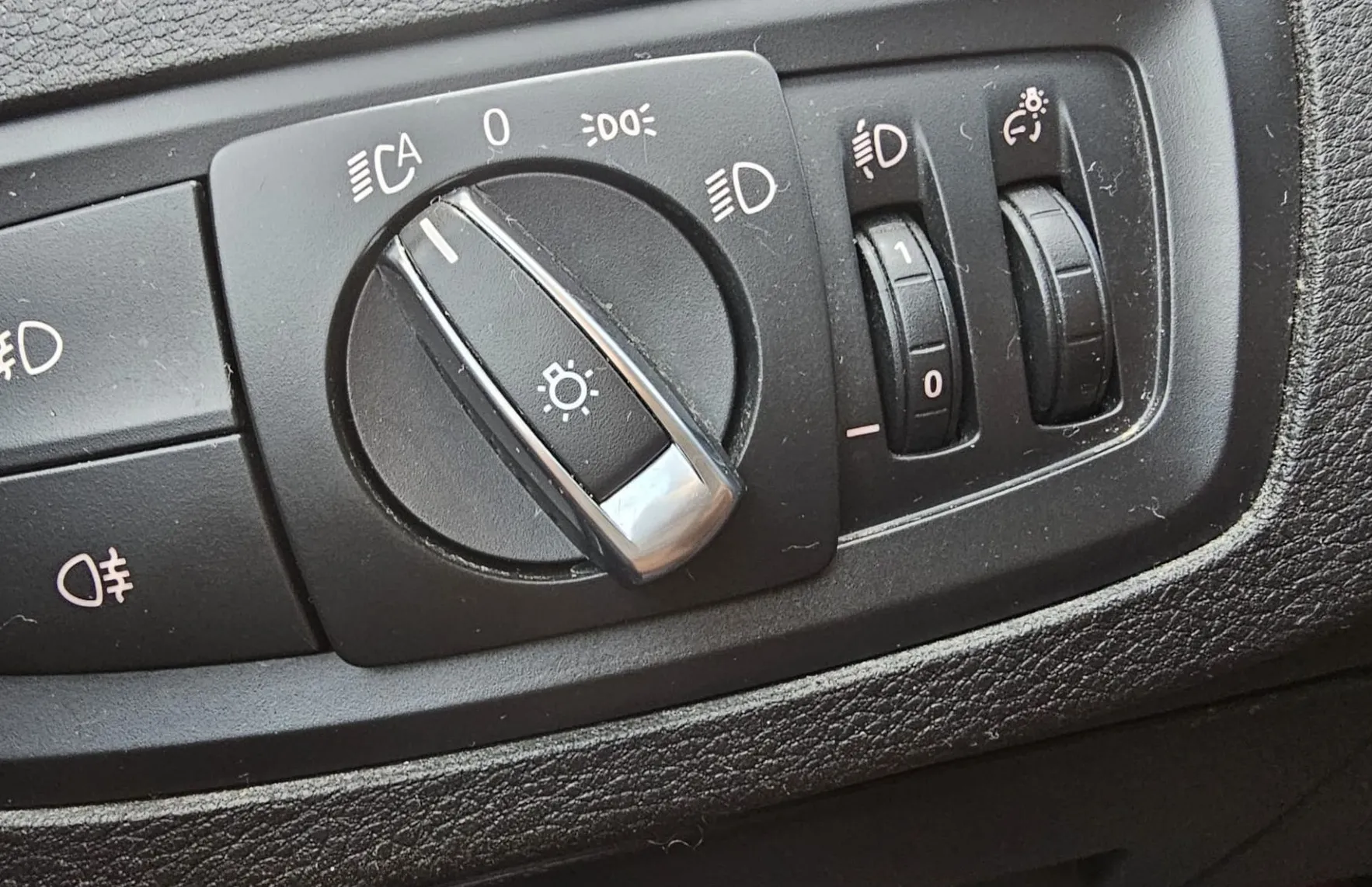 Zunanja slika - BMW X1 - serija : xDrive18d Advantage|navi|el prtljažnik|fulLED|alu - 33