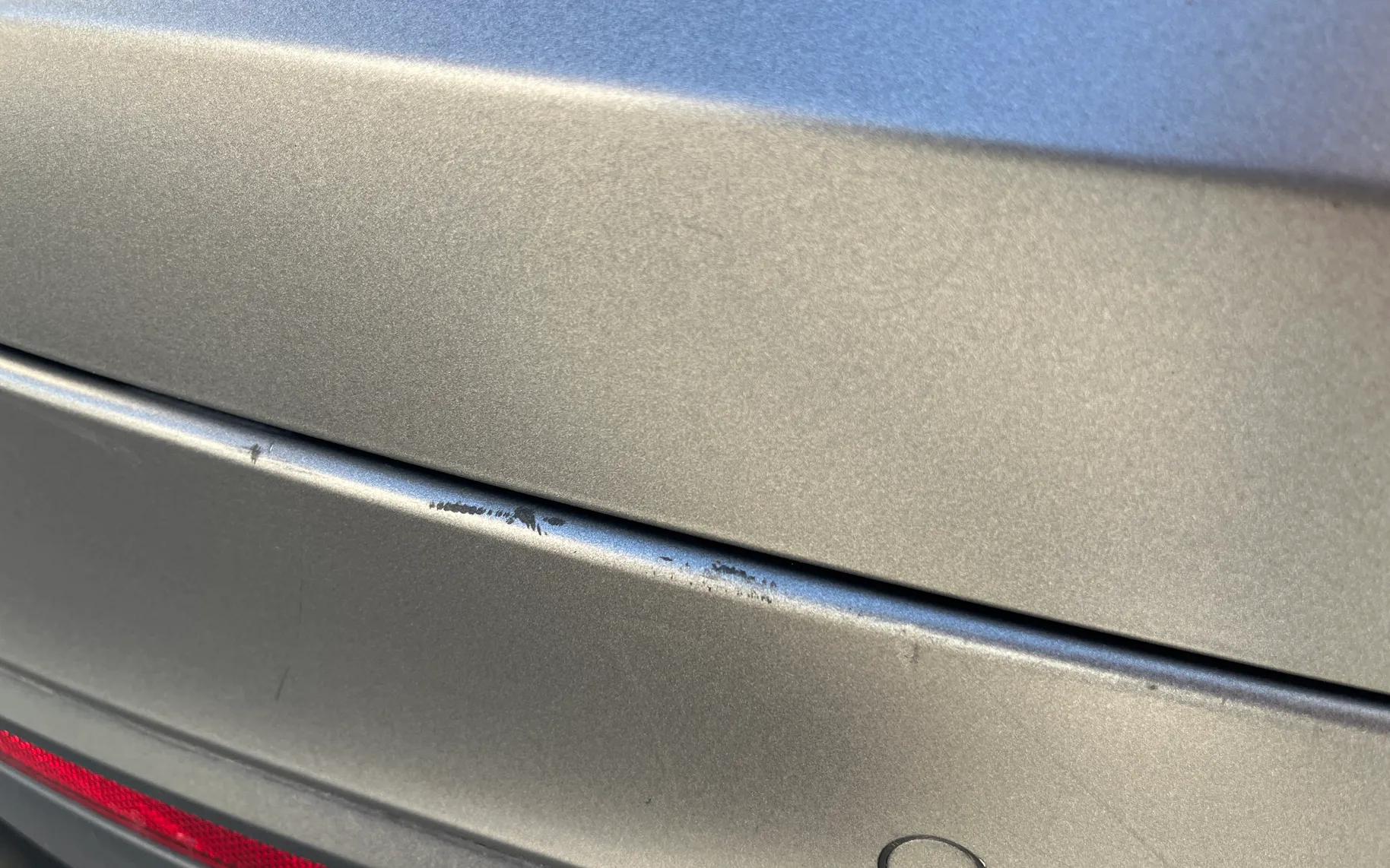 Slika poškodbe - Tesla Model Y - 3D3 / 3D7 - 28