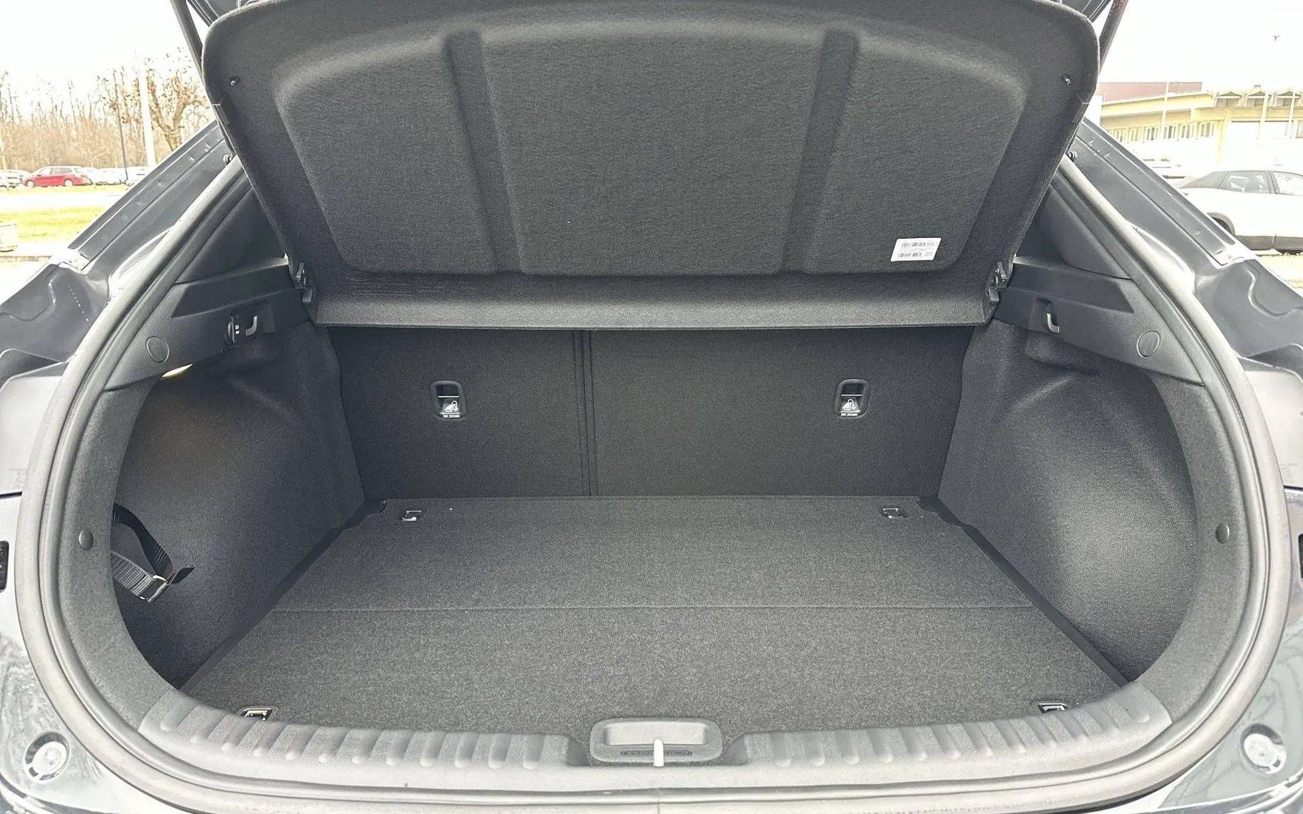 Notranja slika - KIA XCeed - 1.6 T-GDi LX SMART ISG.7DCT - 12