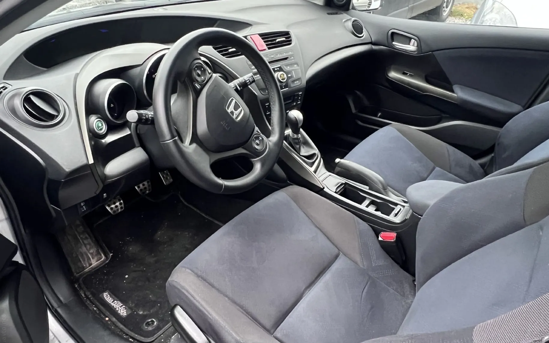 Notranja slika - Honda Civic - 1.4 i-VTEC+ALU+R. KAMERA+TEMP... - 7