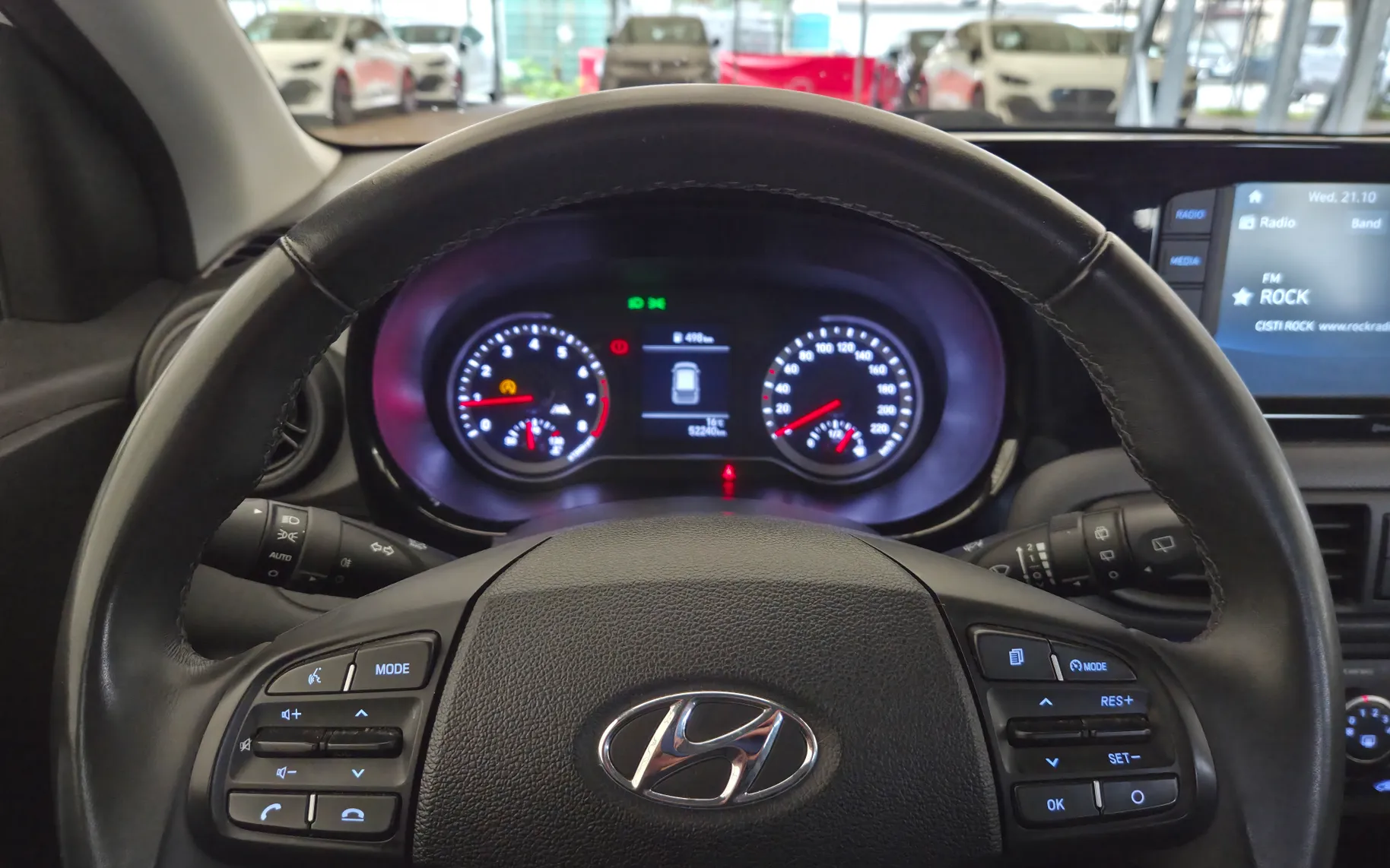 Zunanja slika - Hyundai i10 - 1.0 Style KLIMA-1.LASTNIK-TOUCH SCREEN-LANE ASSIST - 15